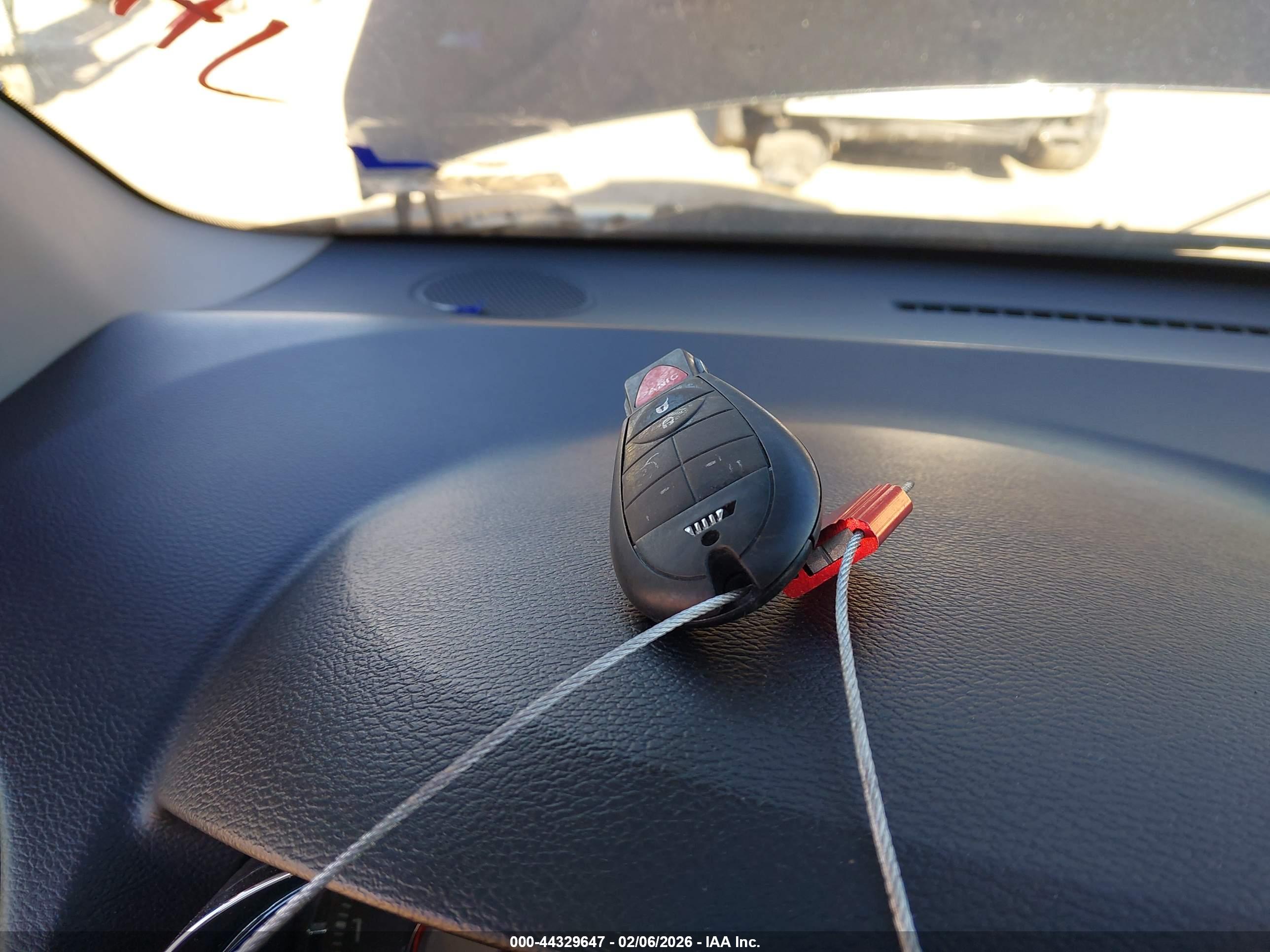 CHRYSLER TOWN image 11