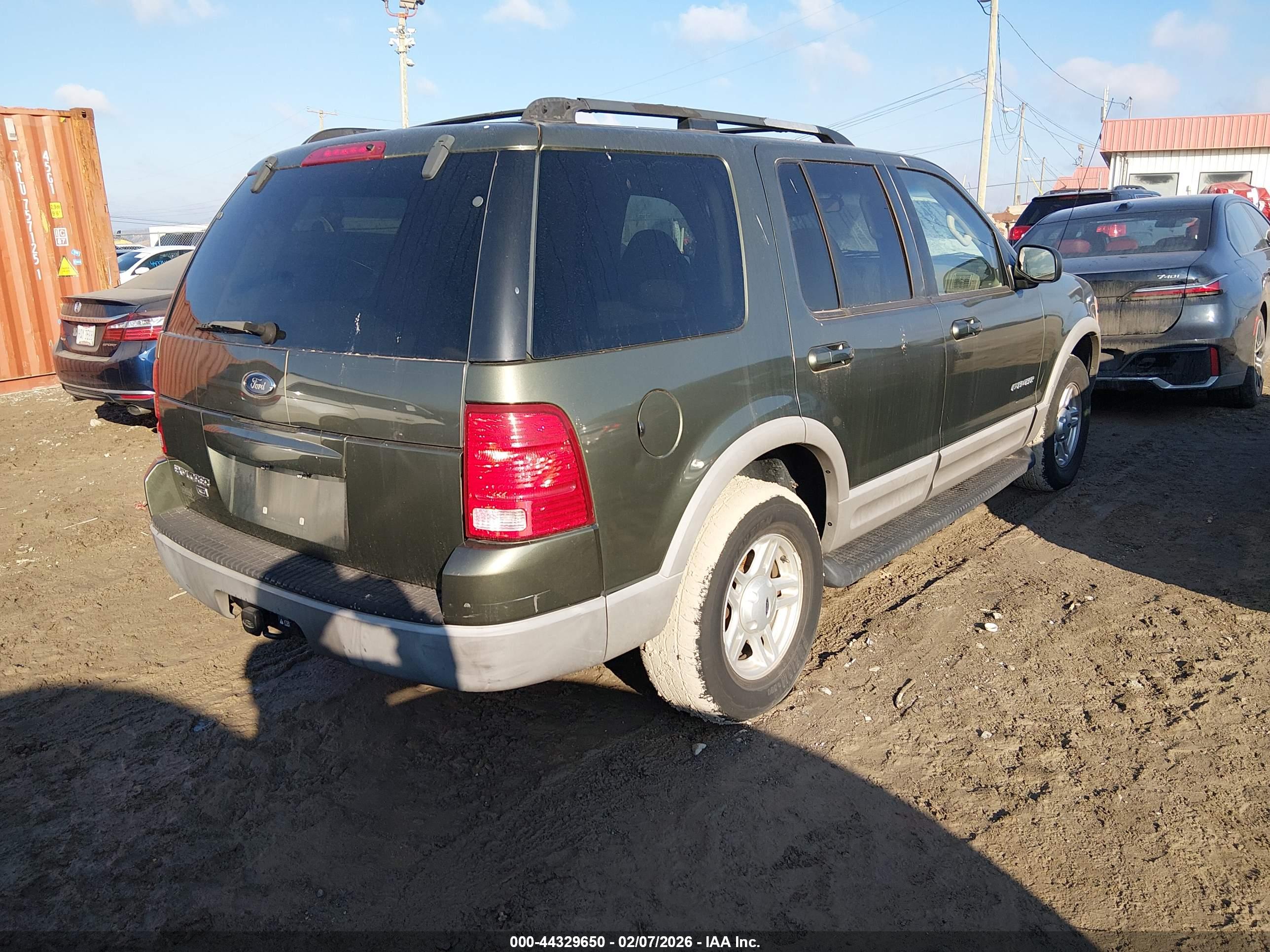 FORD EXPLORER image 4