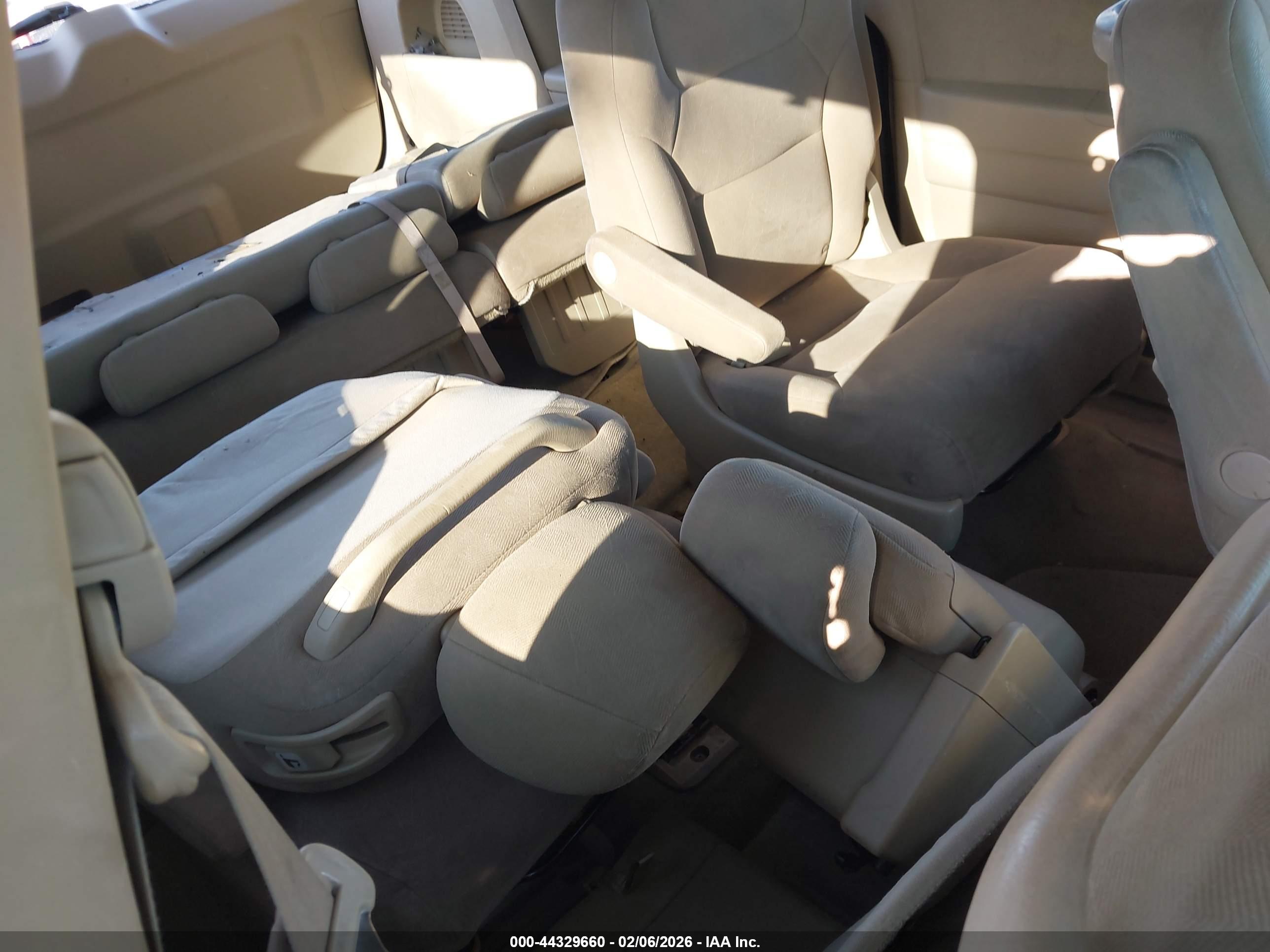 HONDA ODYSSEY image 8