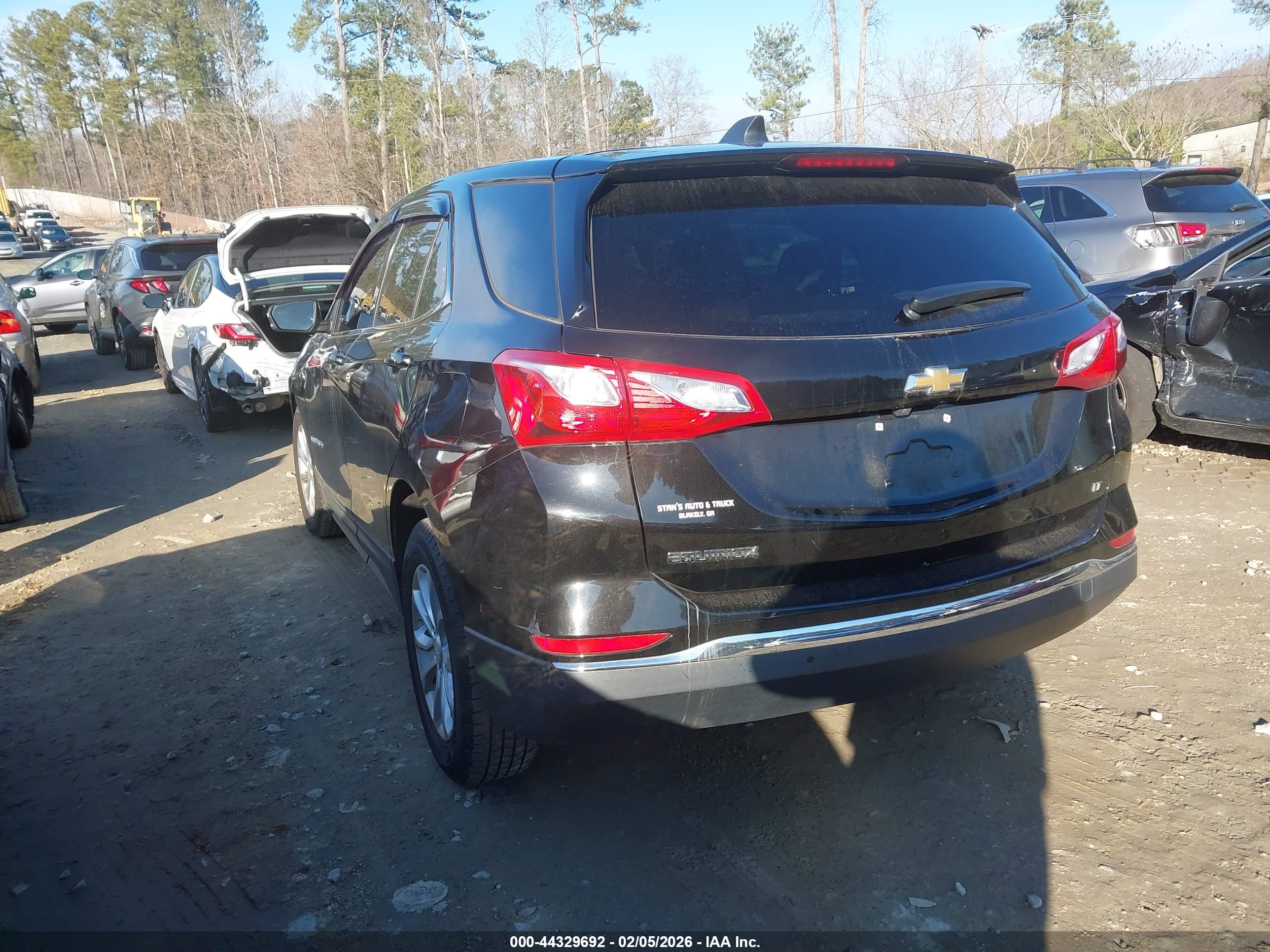 CHEVROLET EQUINOX image 3
