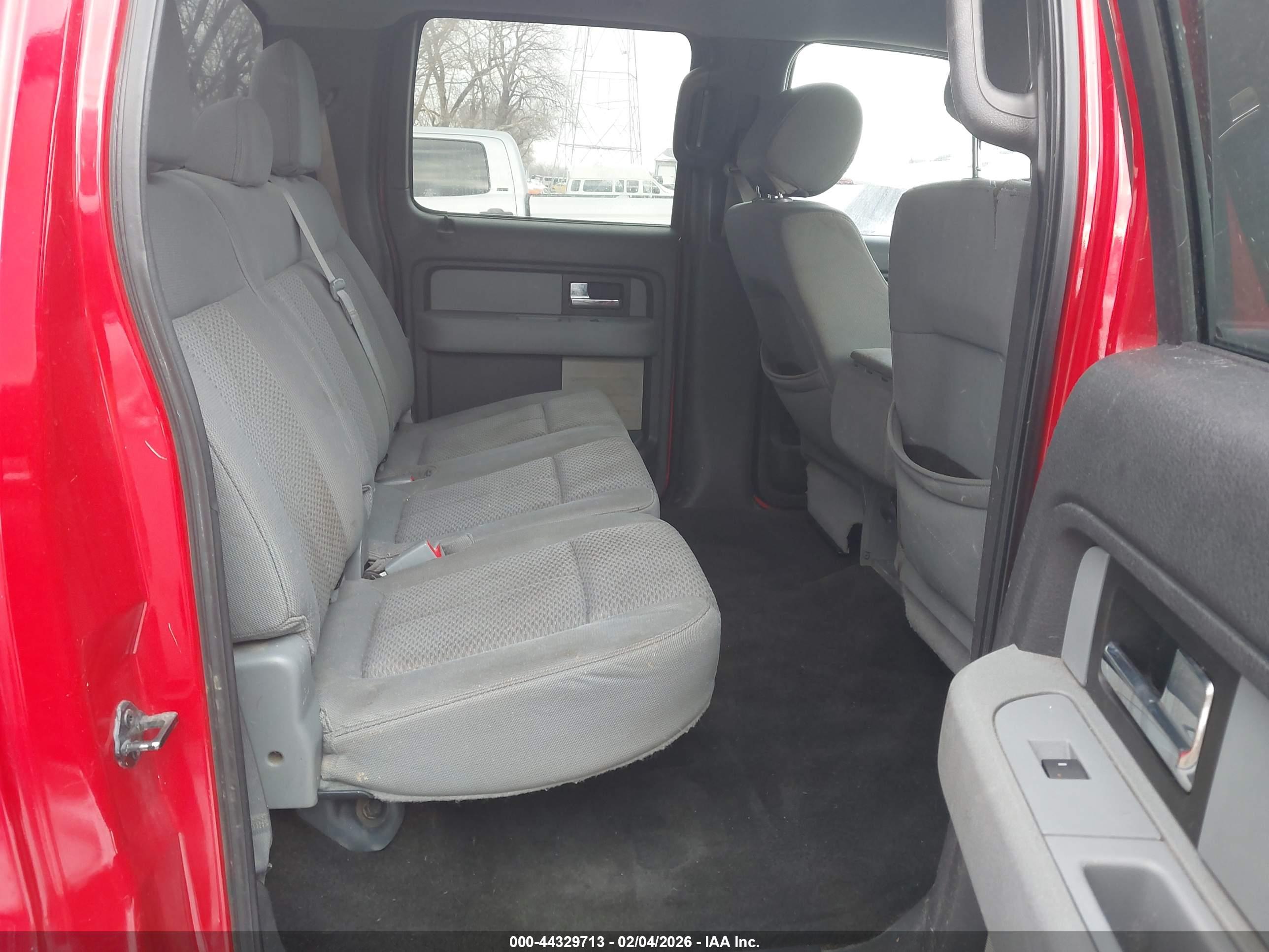 FORD F-150 image 8