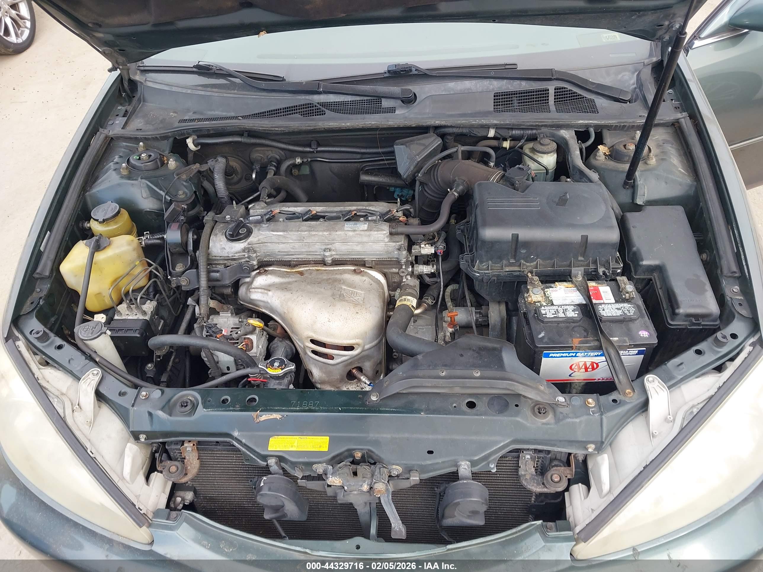TOYOTA CAMRY image 10