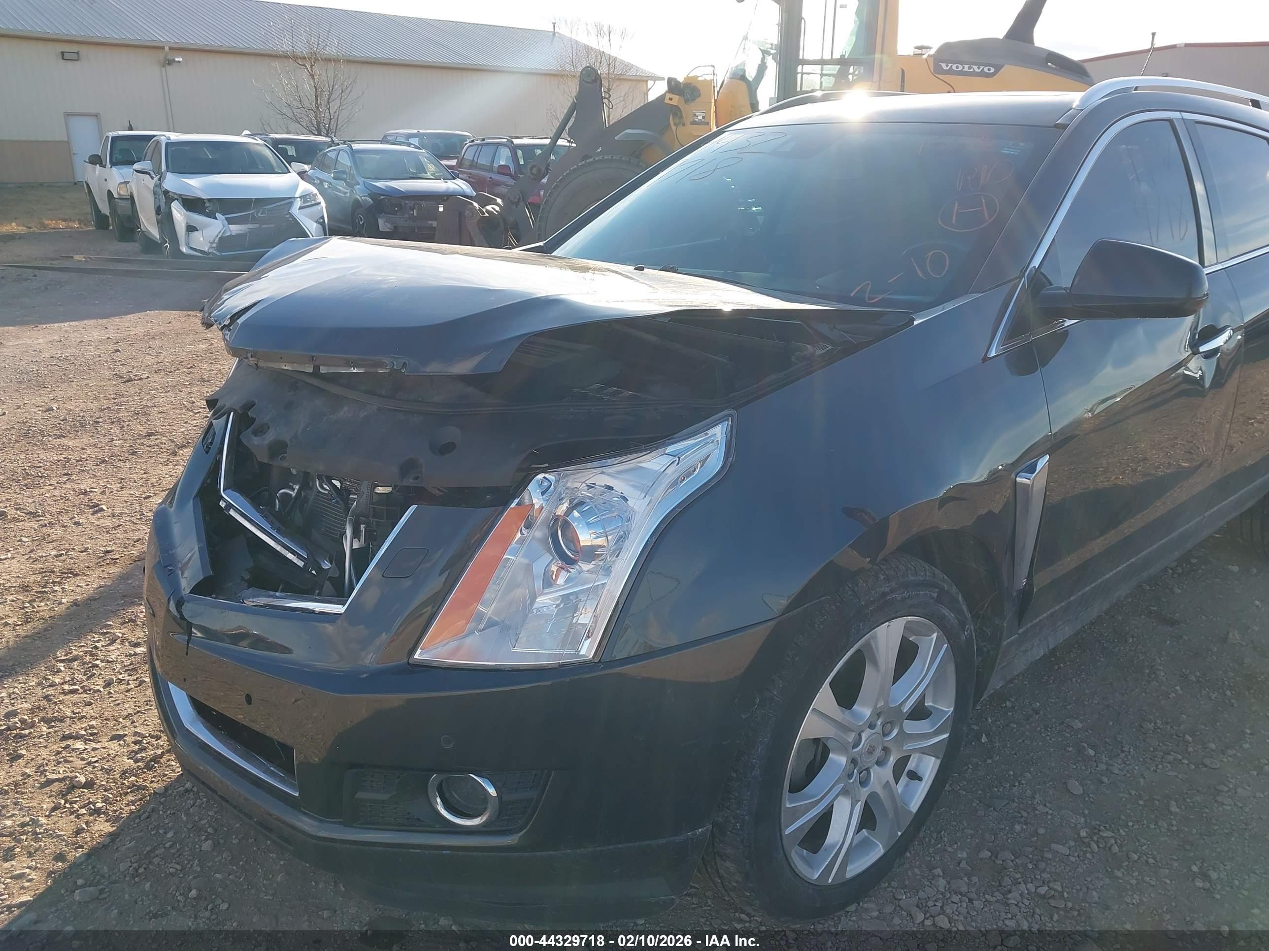 CADILLAC SRX image 6