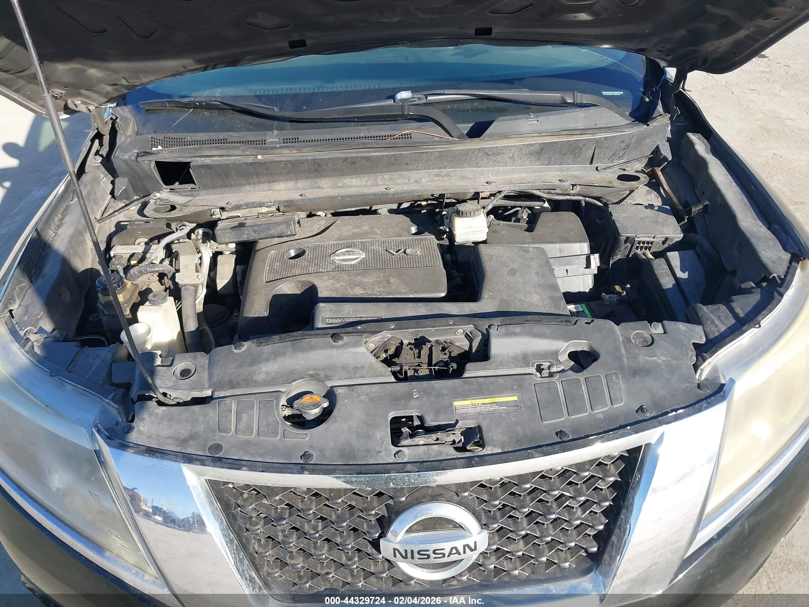 NISSAN PATHFINDER image 10