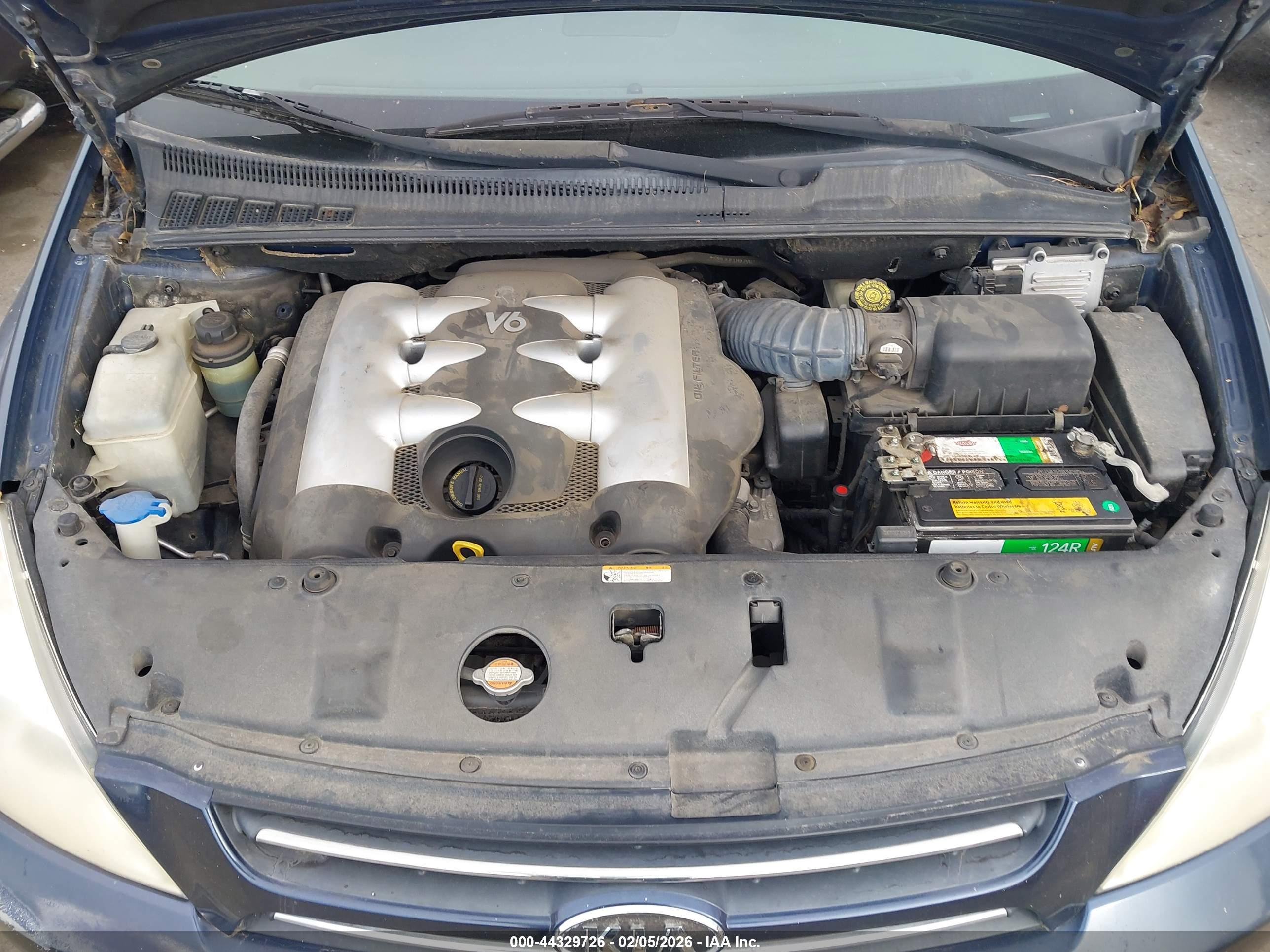 KIA SEDONA image 10