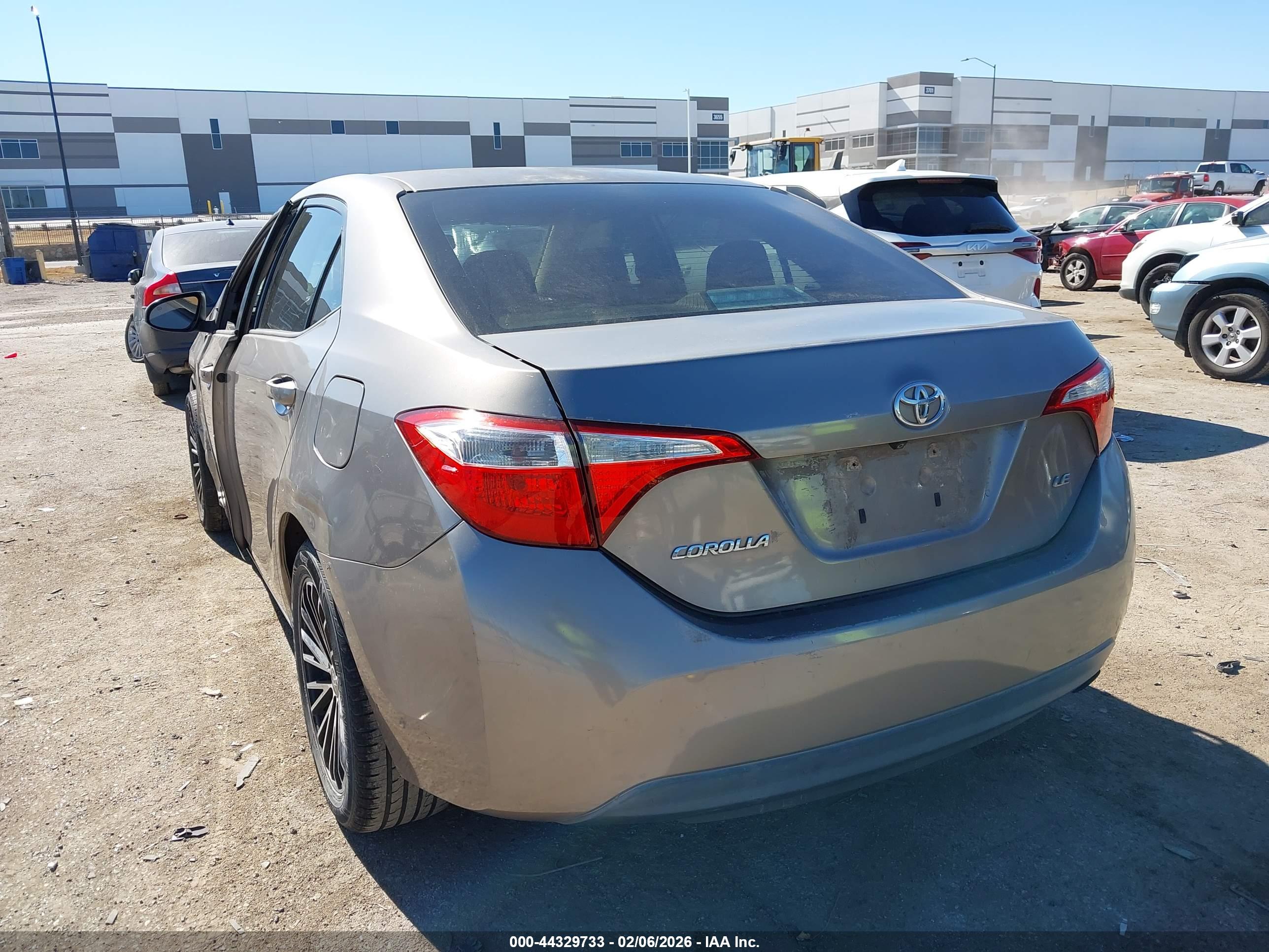 TOYOTA COROLLA image 3