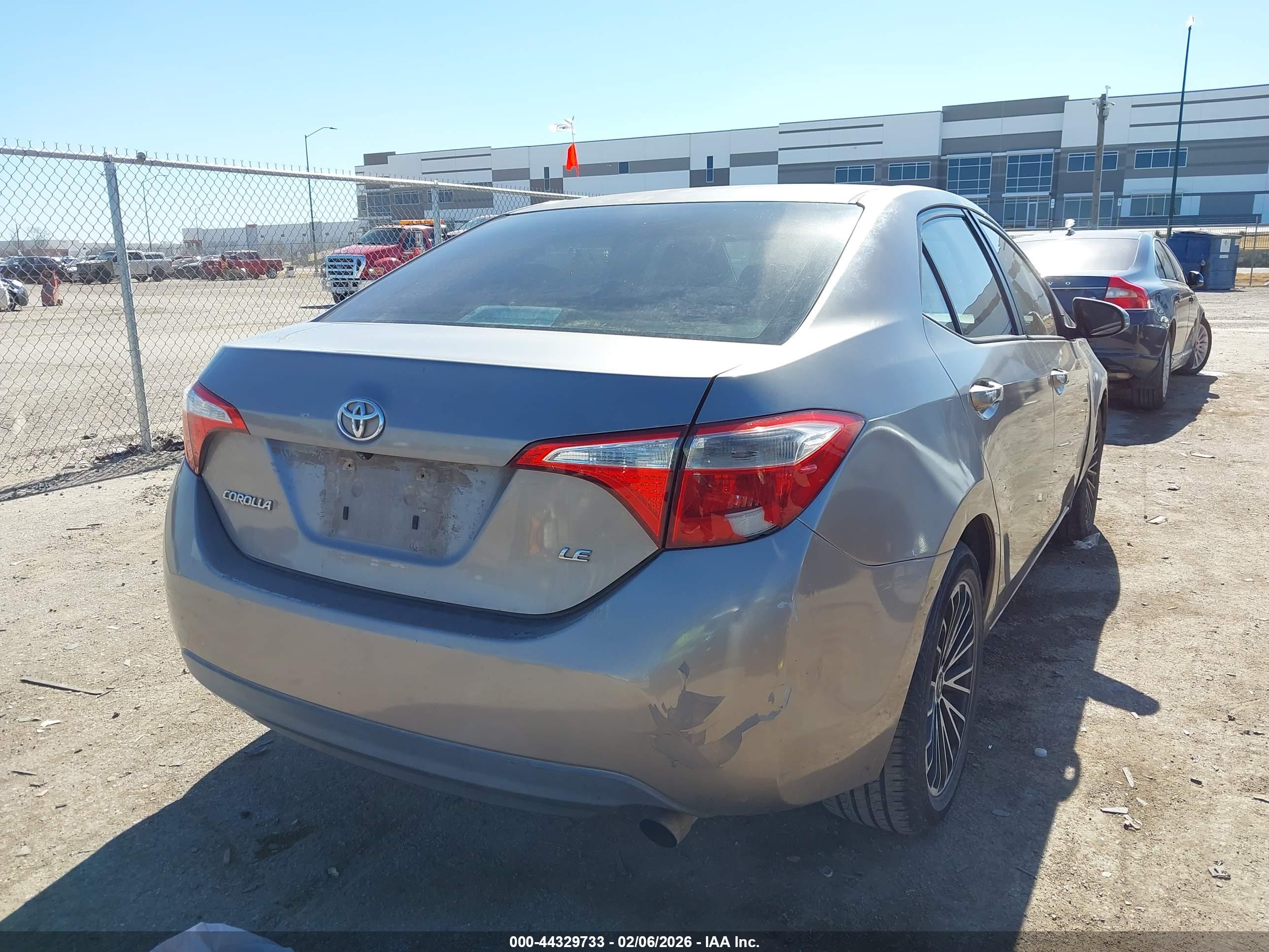 TOYOTA COROLLA image 4