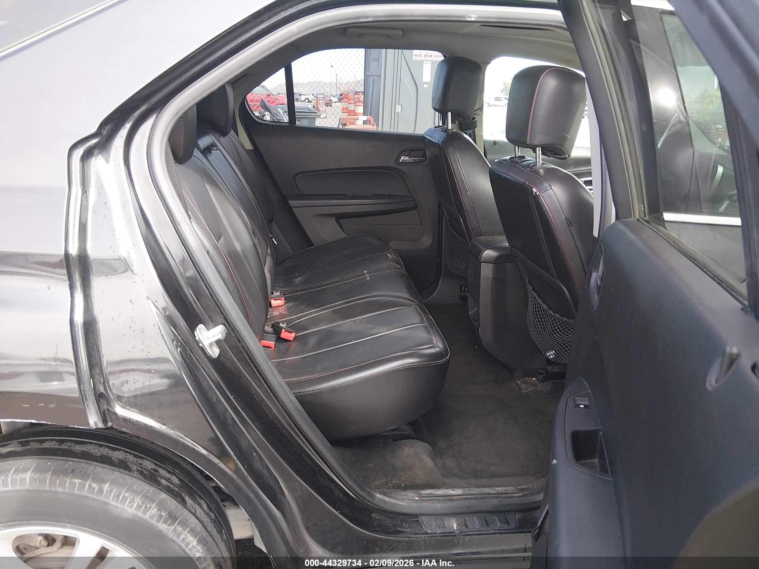 CHEVROLET EQUINOX image 8