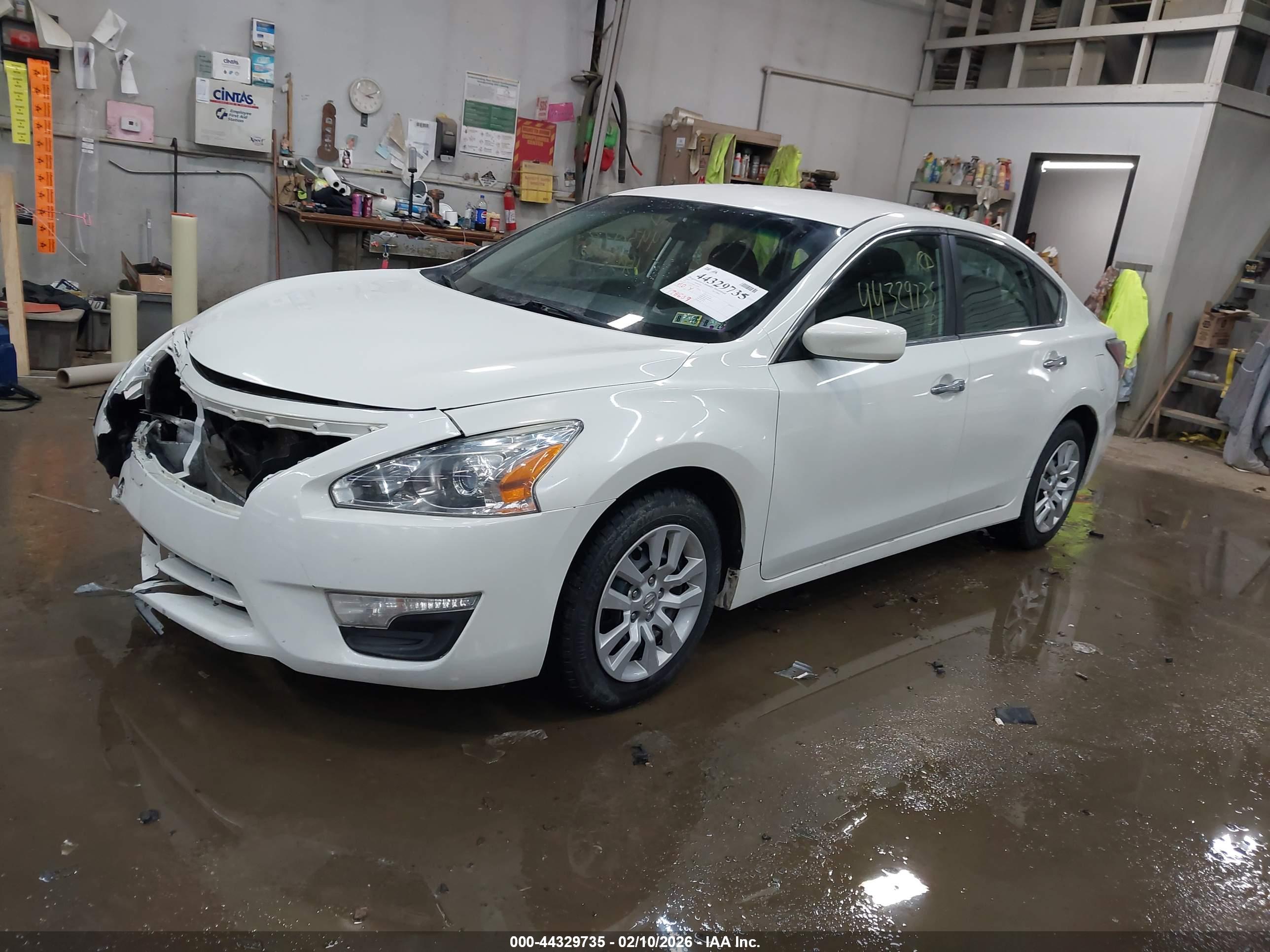 NISSAN ALTIMA image 2