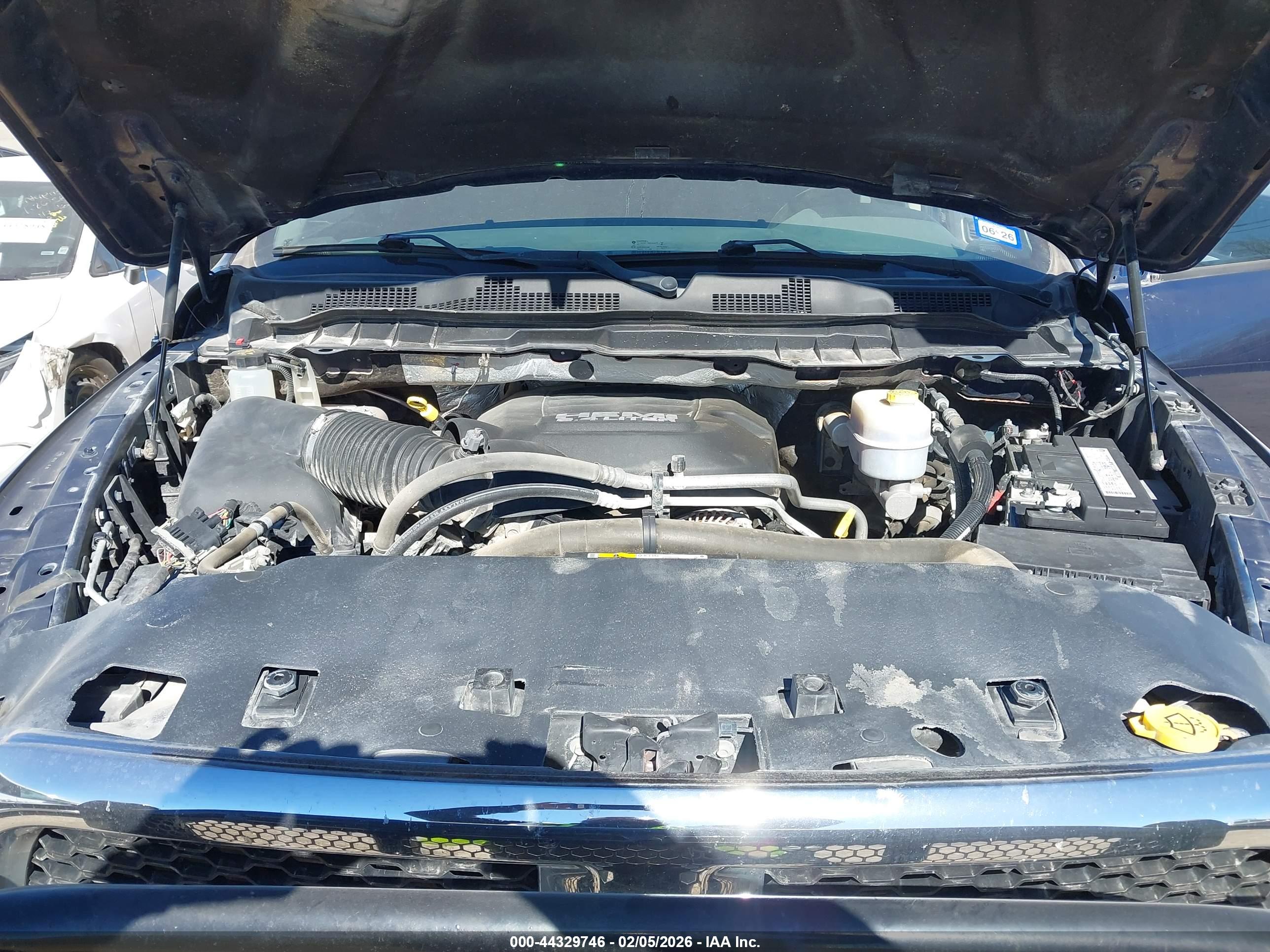 RAM 2500 image 10