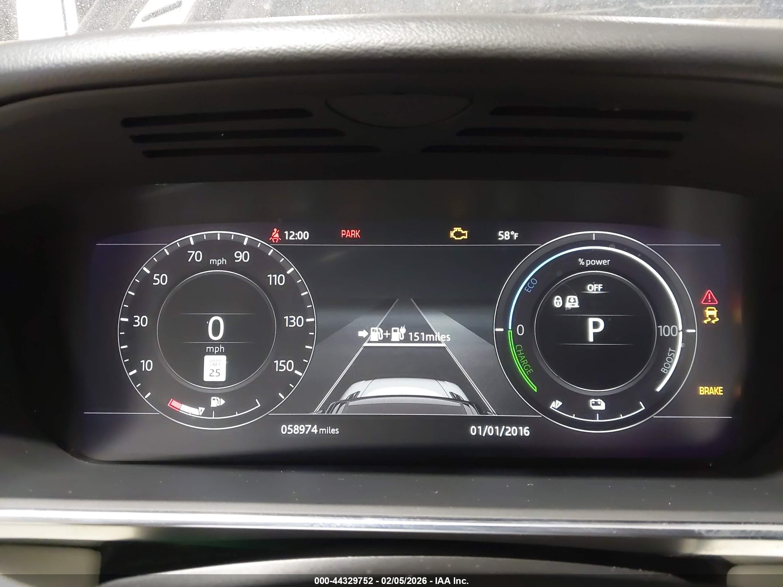 LAND ROVER image 7