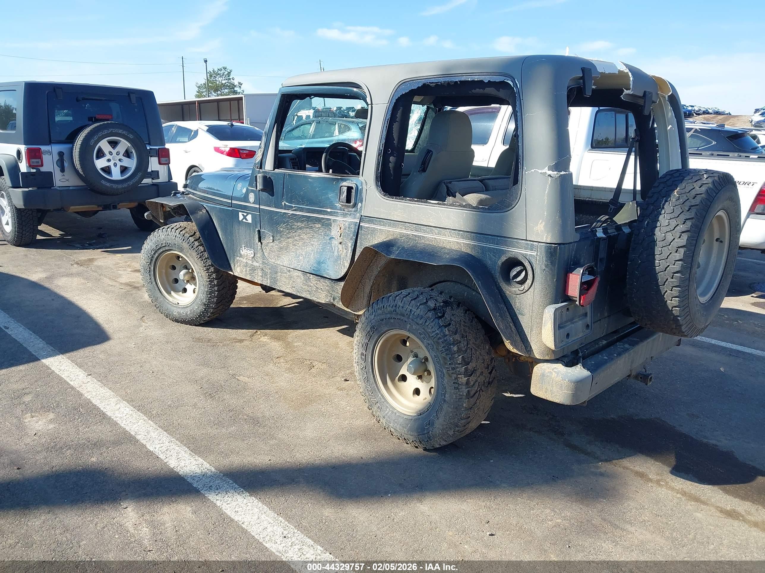 JEEP WRANGLER image 3