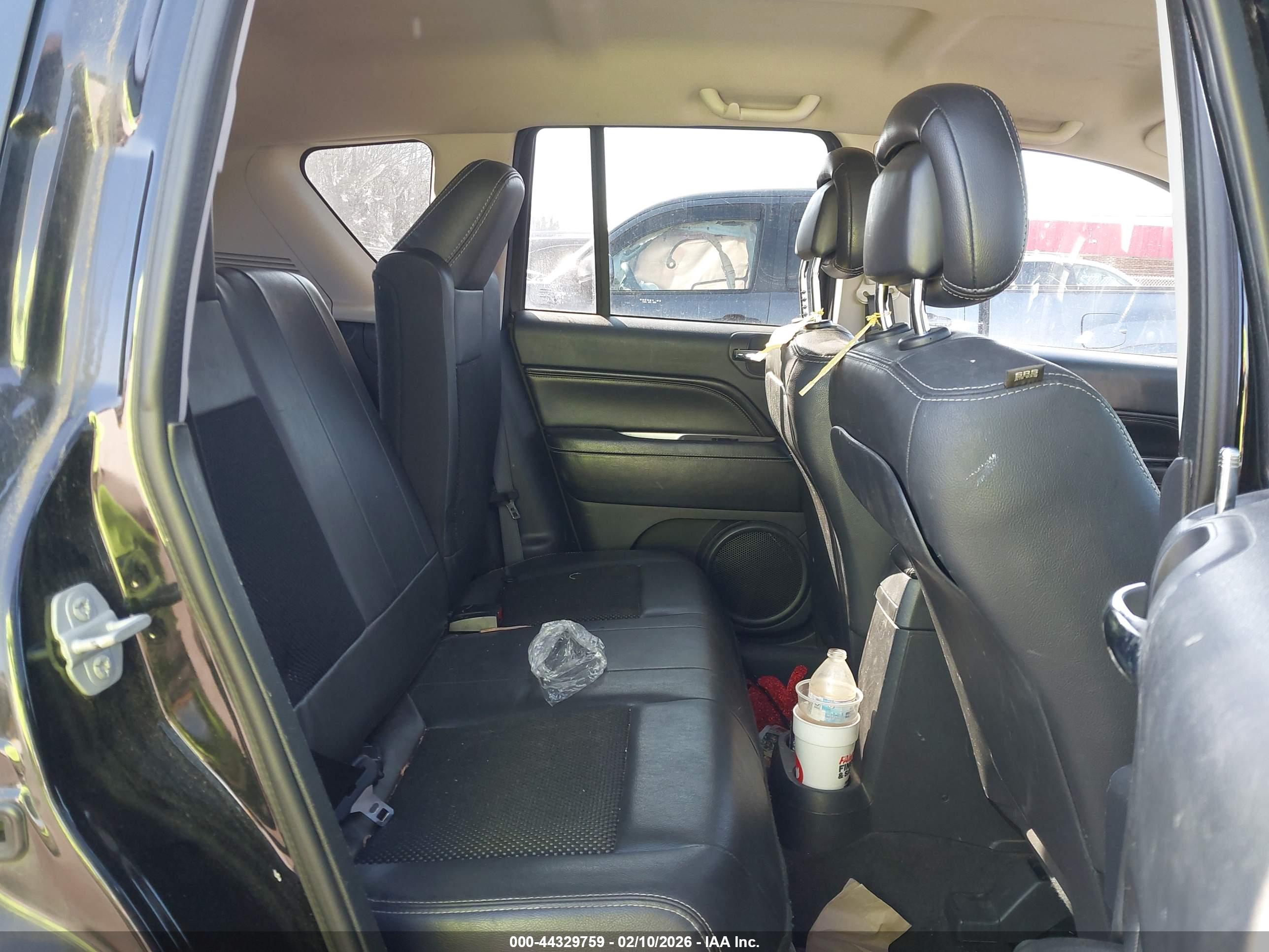 JEEP COMPASS image 8