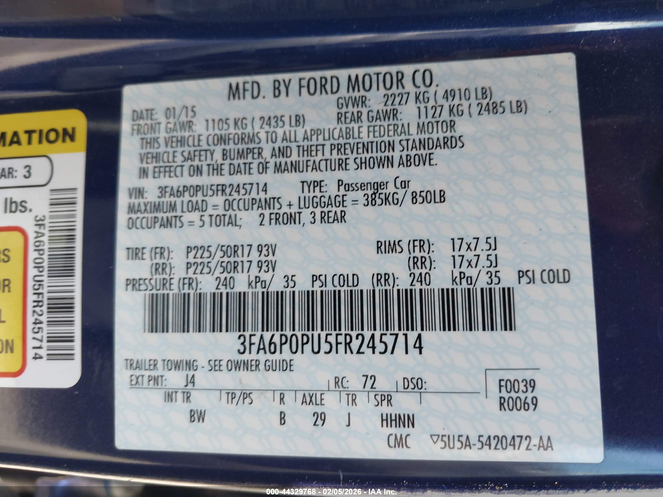 FORD FUSION image 9