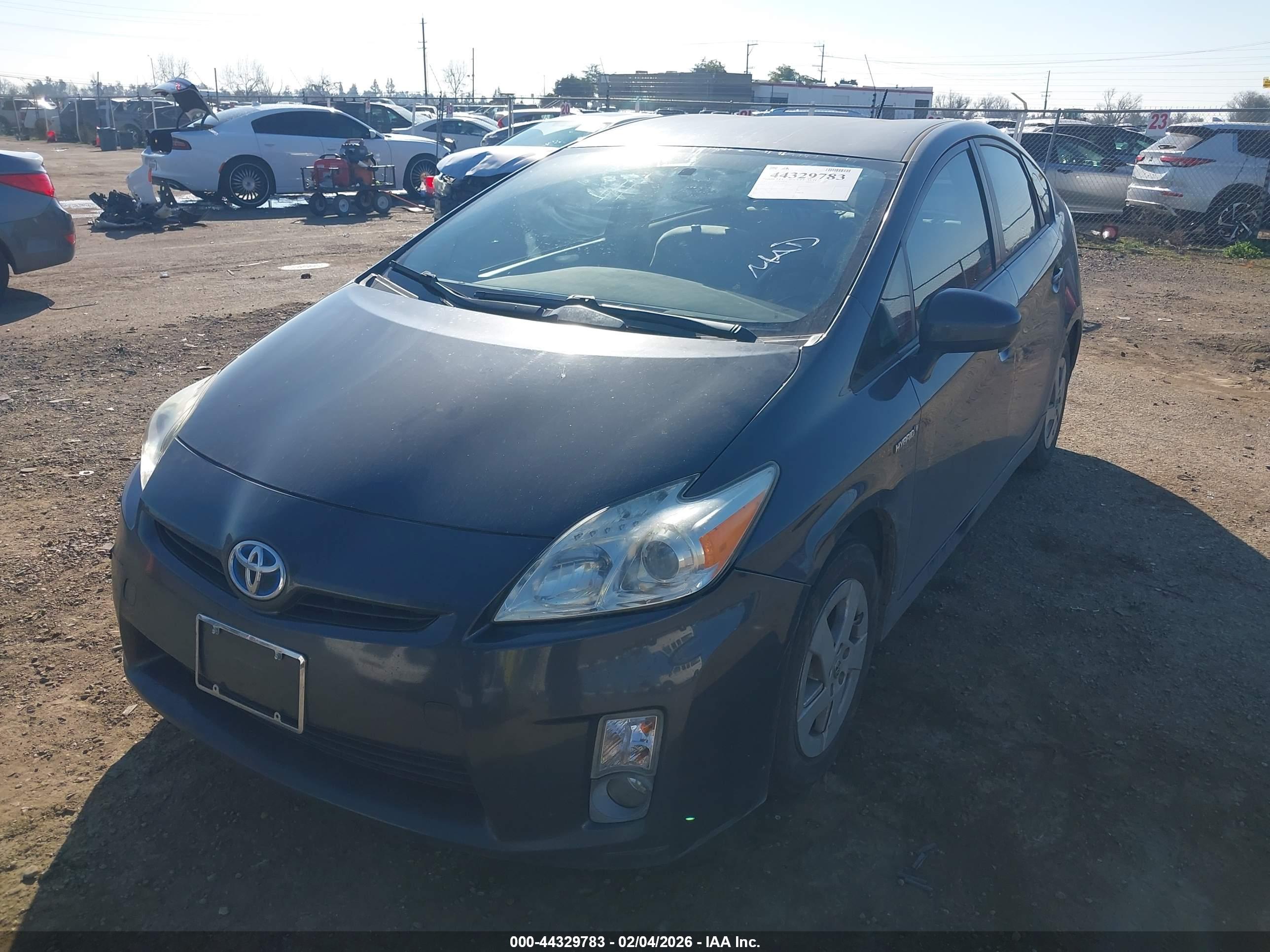 TOYOTA PRIUS image 2
