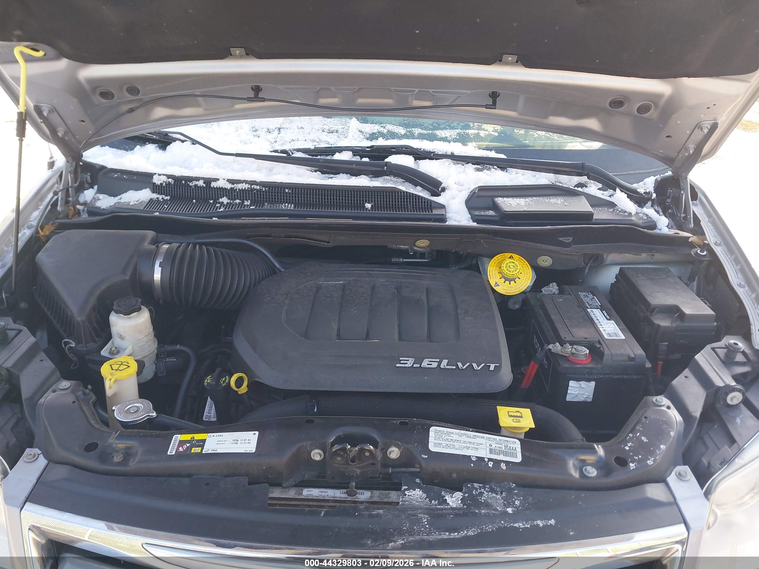 CHRYSLER TOWN image 10