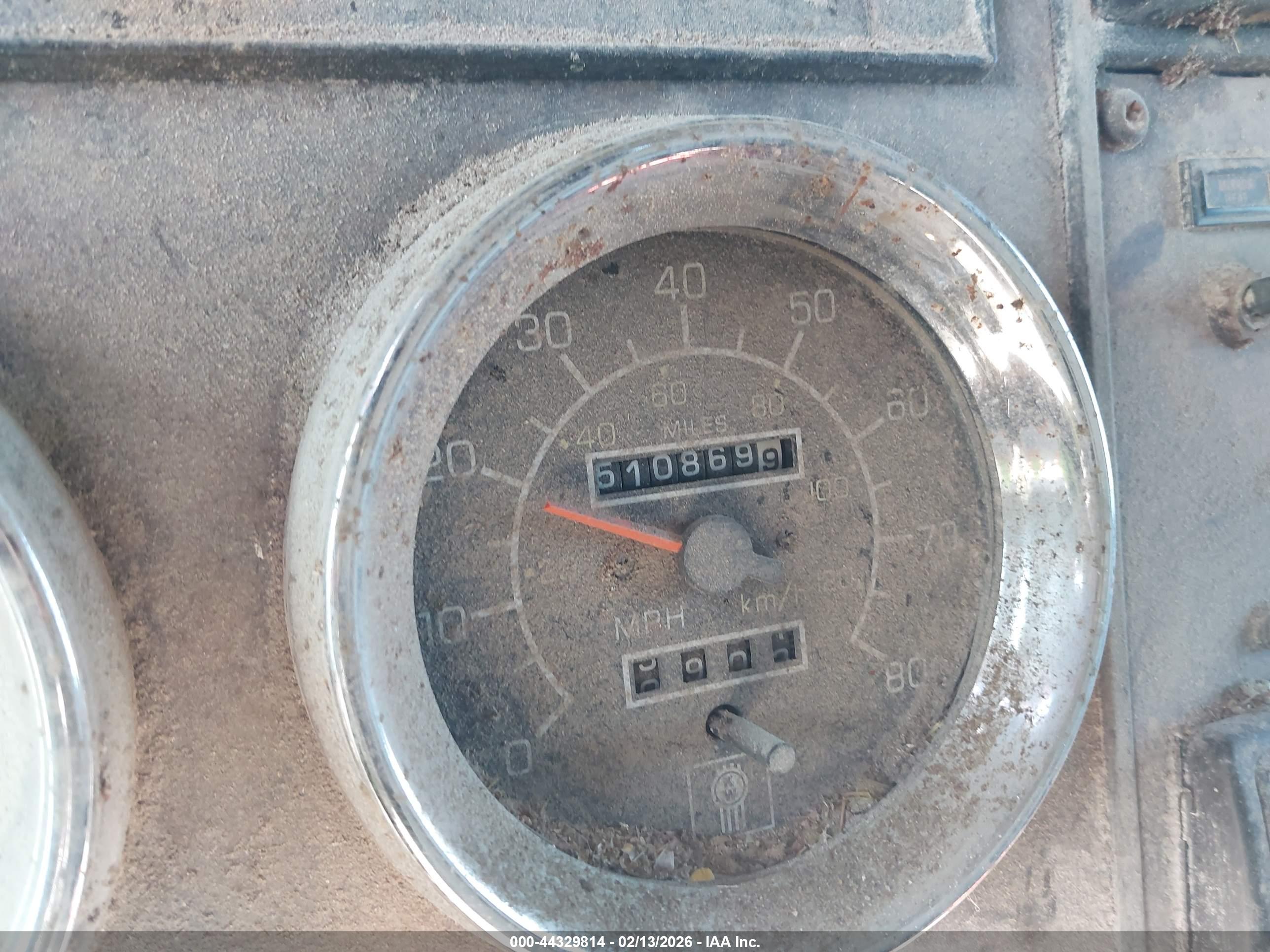 KENWORTH CONSTRUCTION image 6