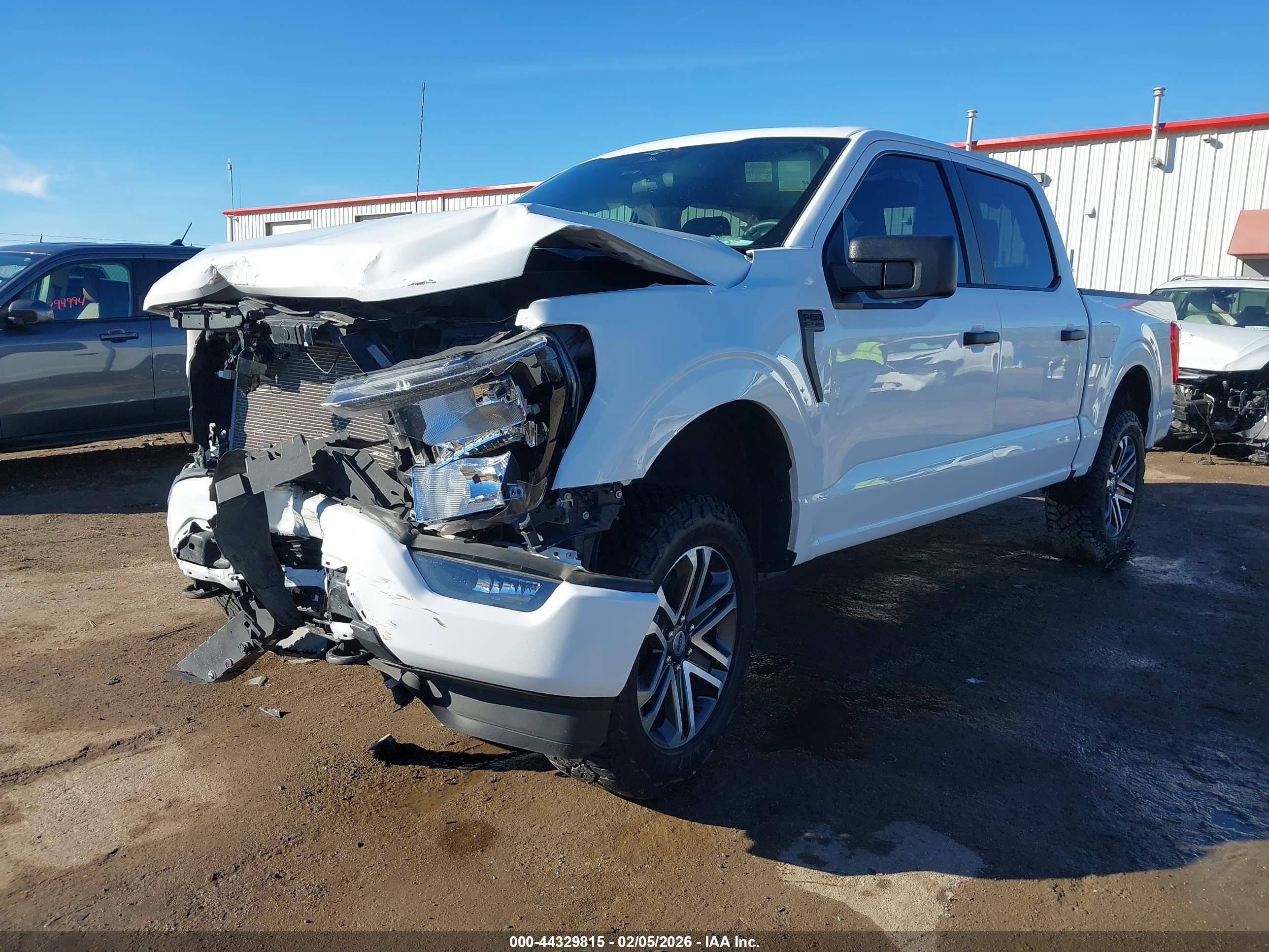 FORD F-150 image 2