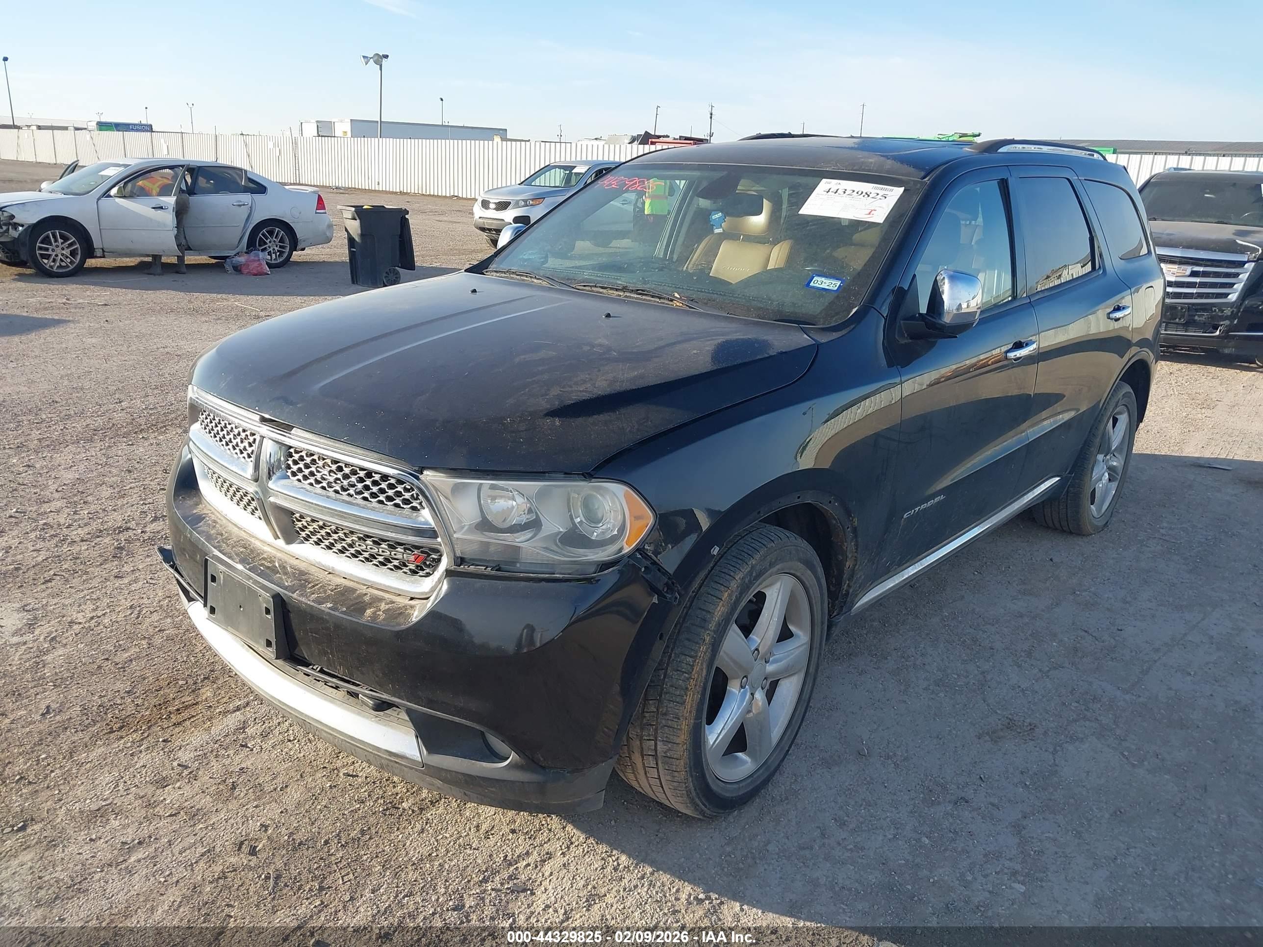 DODGE DURANGO image 2