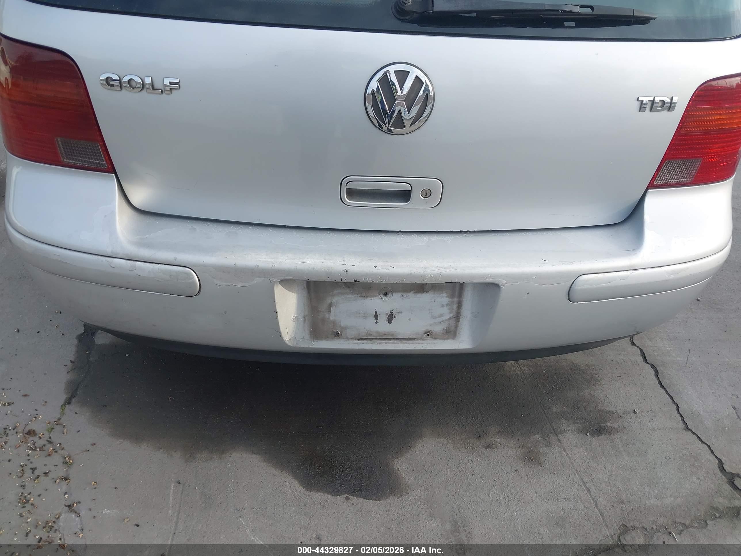 VOLKSWAGEN GOLF image 6