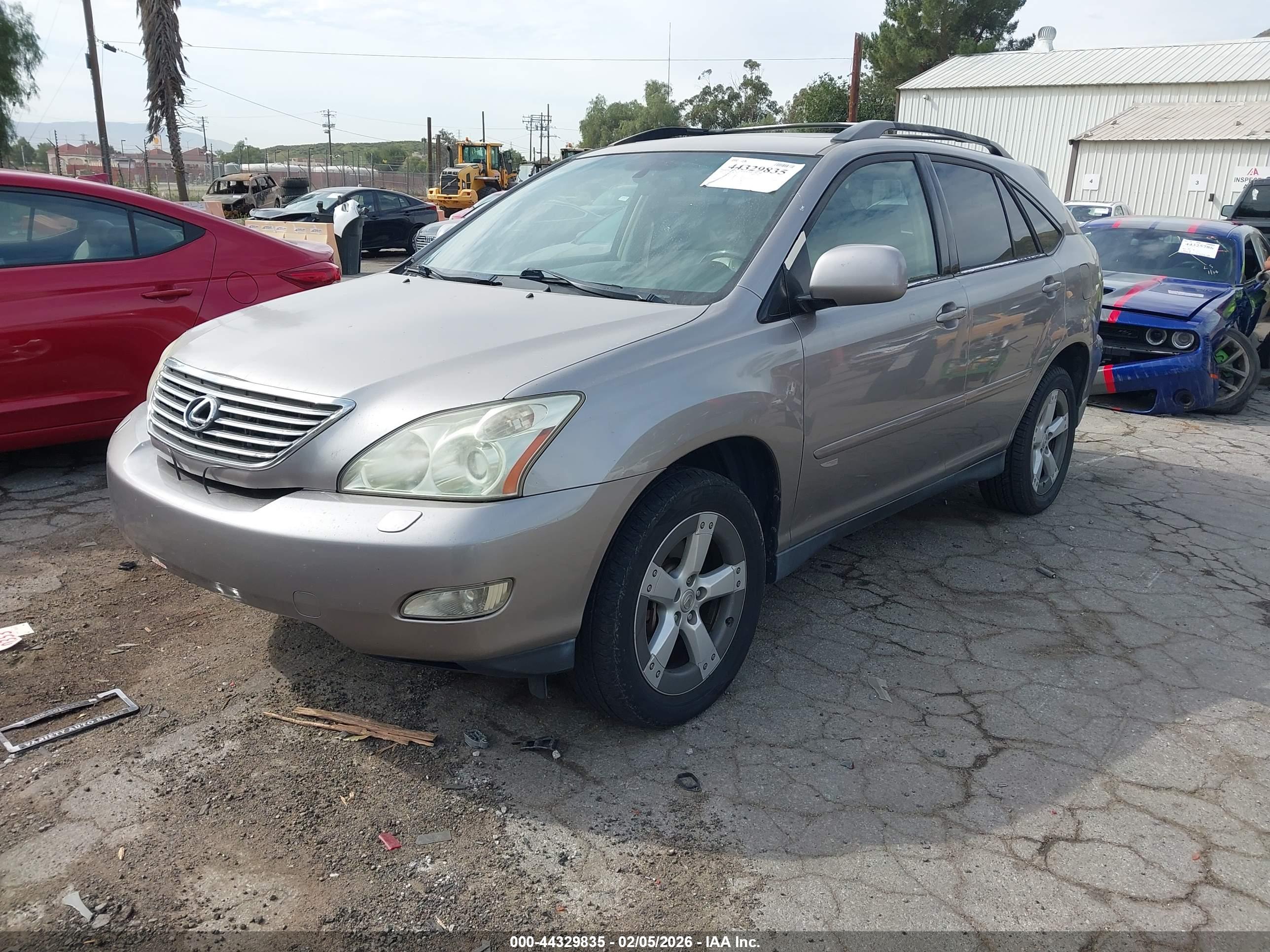 LEXUS RX image 2