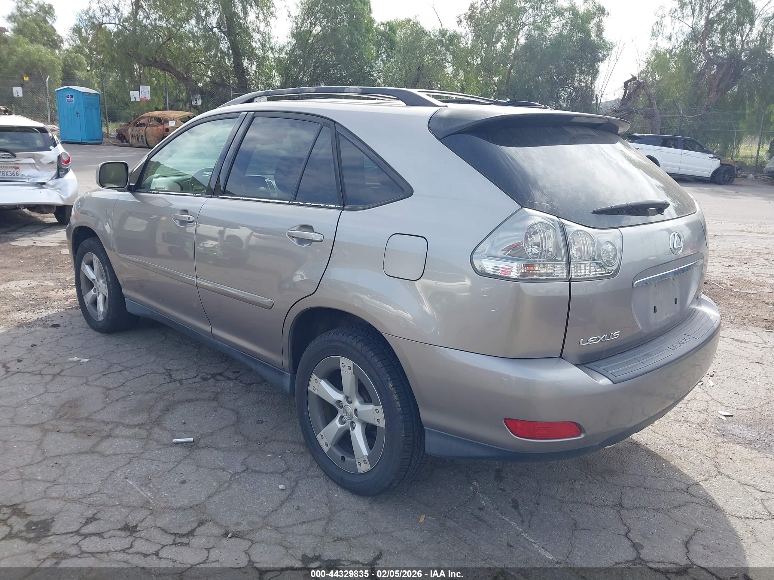 LEXUS RX image 3