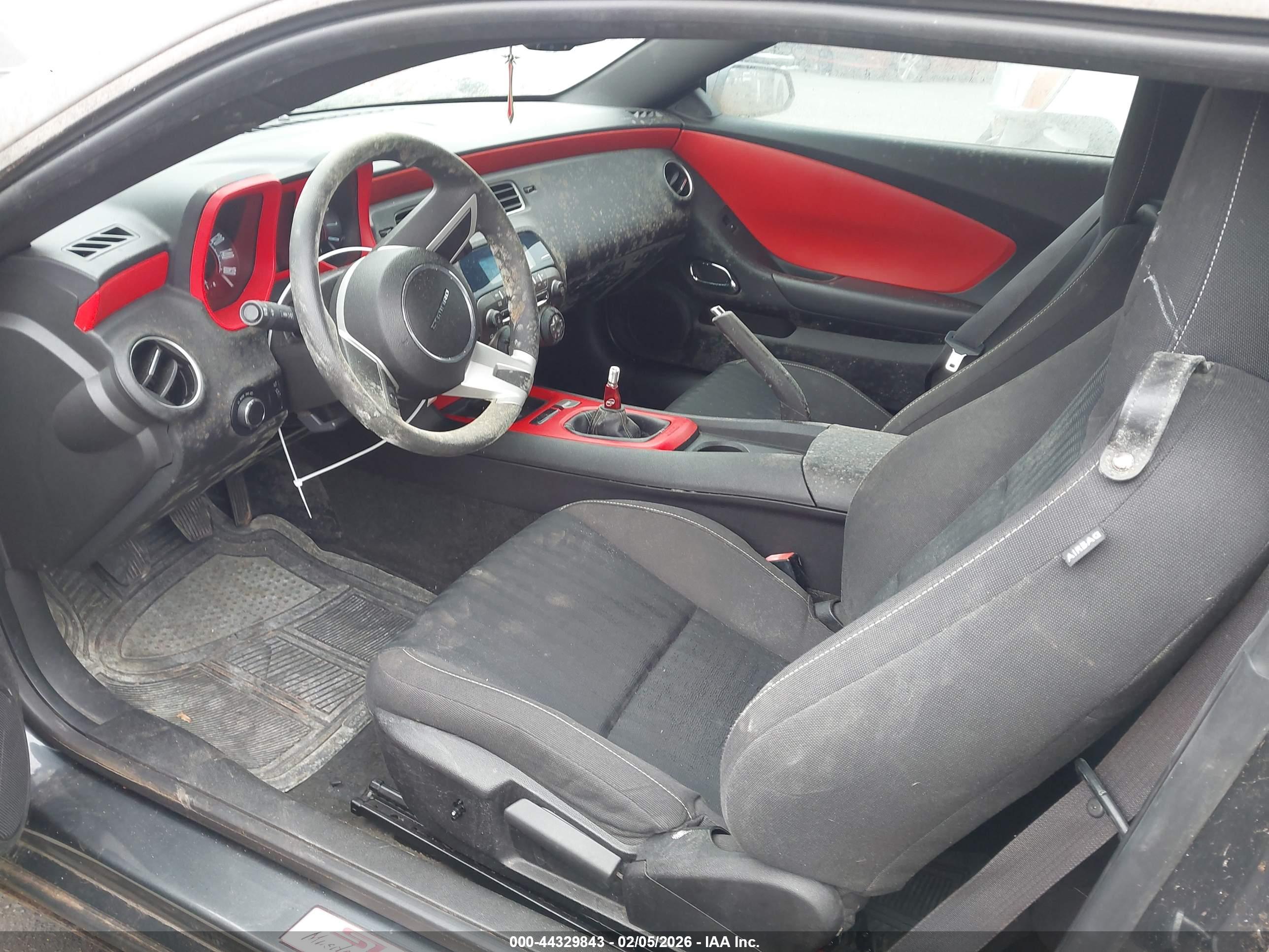 CHEVROLET CAMARO image 6