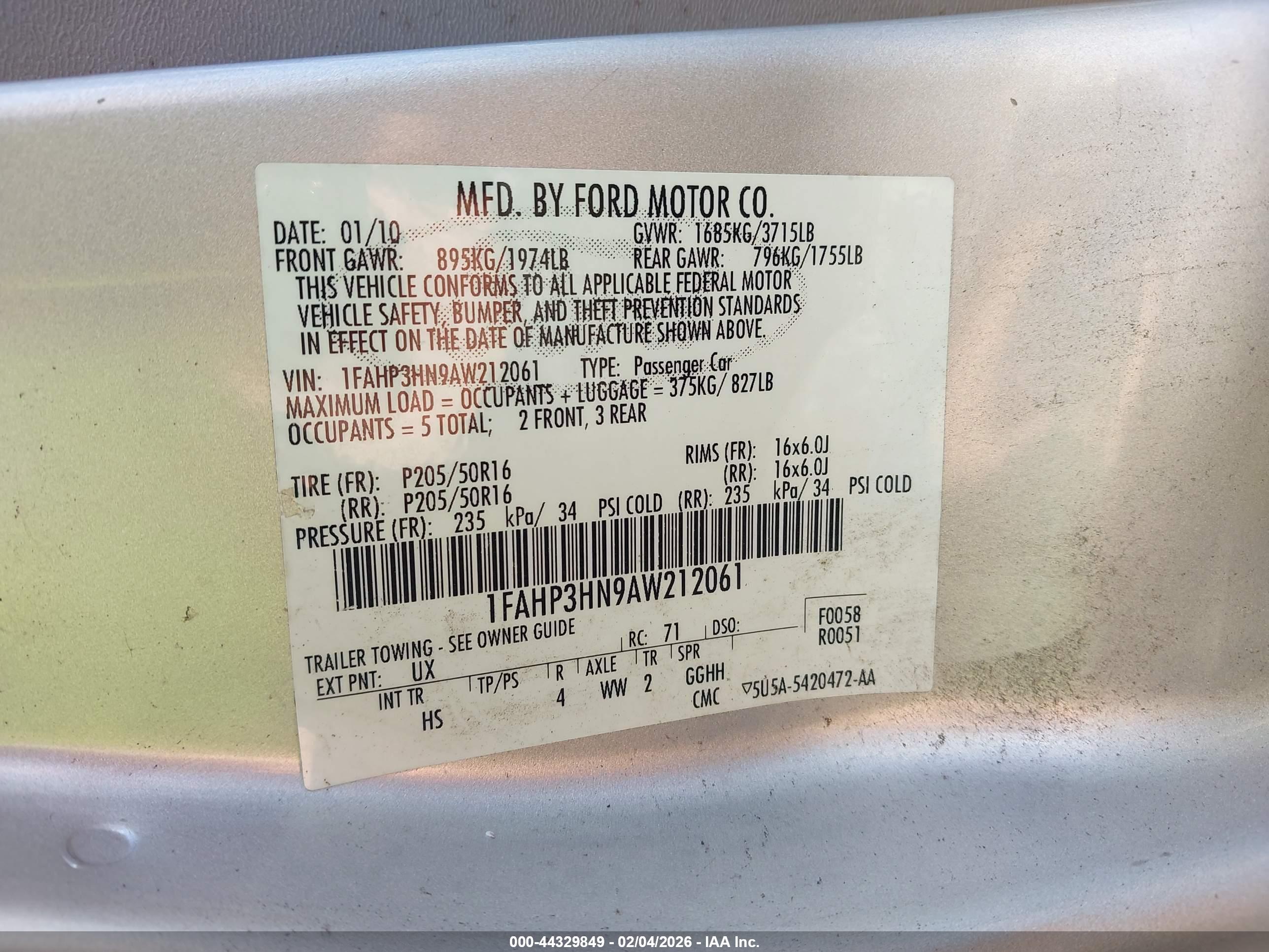 FORD FOCUS image 9