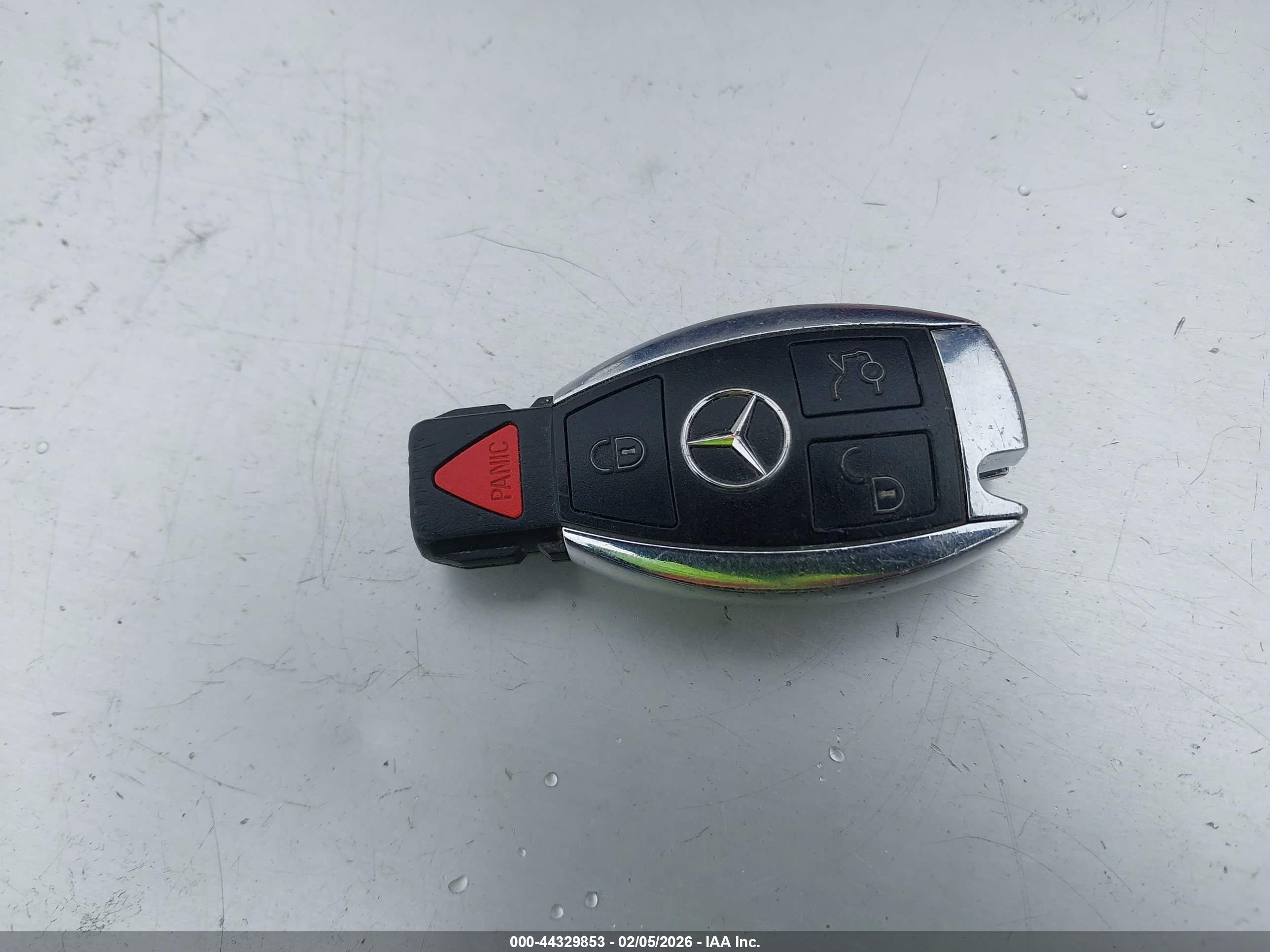 MERCEDES-BENZ CLA image 11