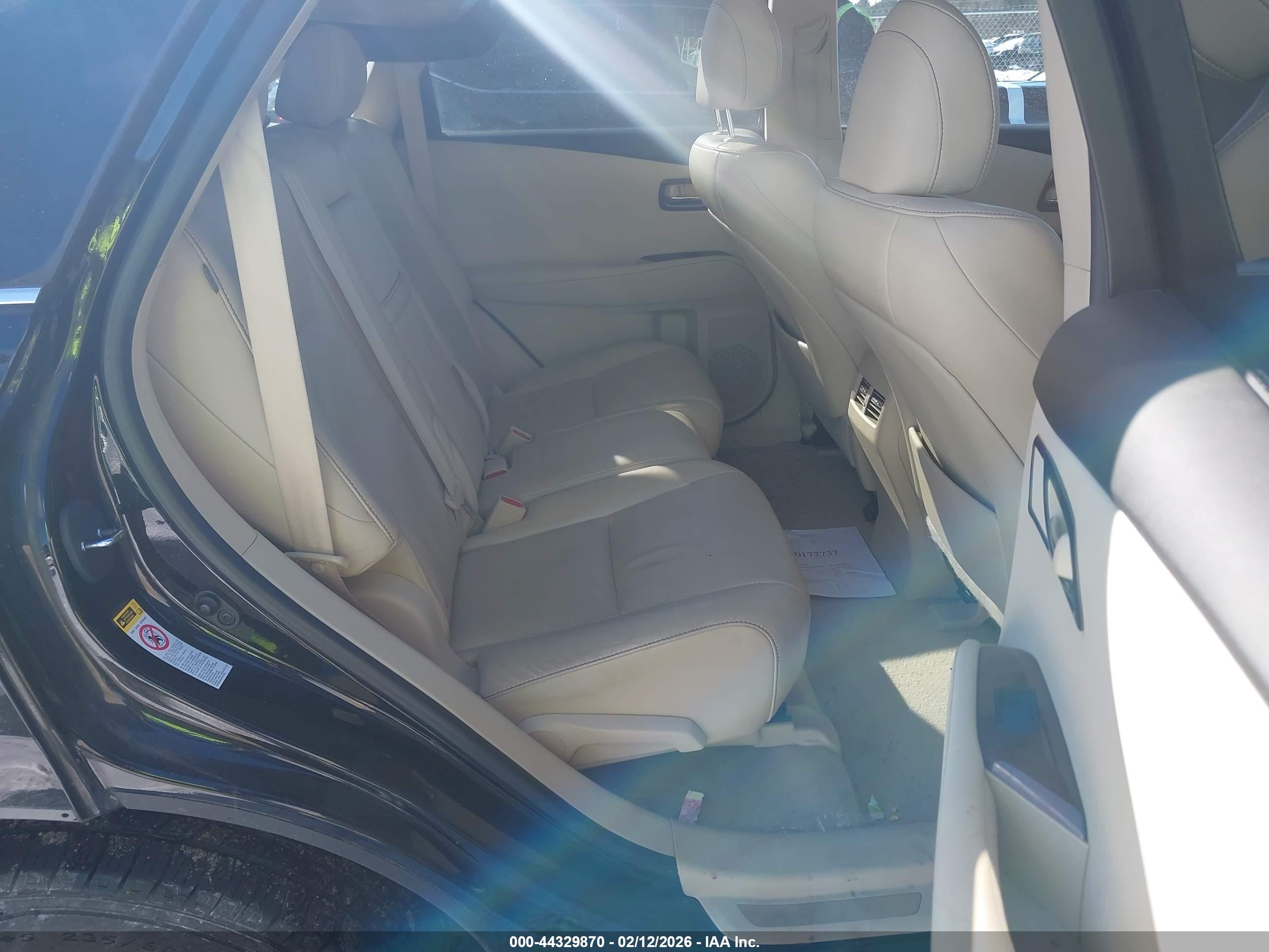 LEXUS RX image 8