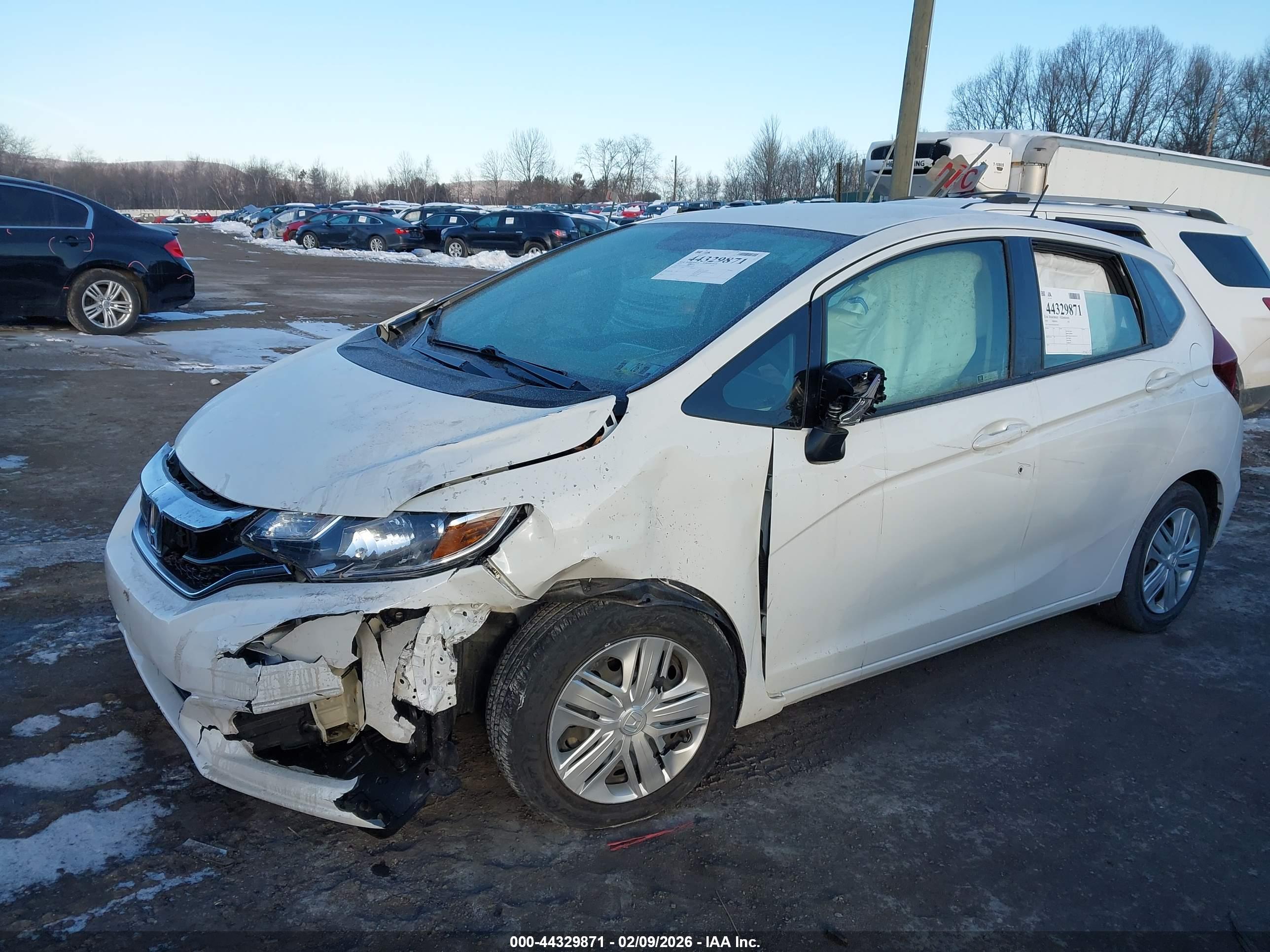 HONDA FIT image 2