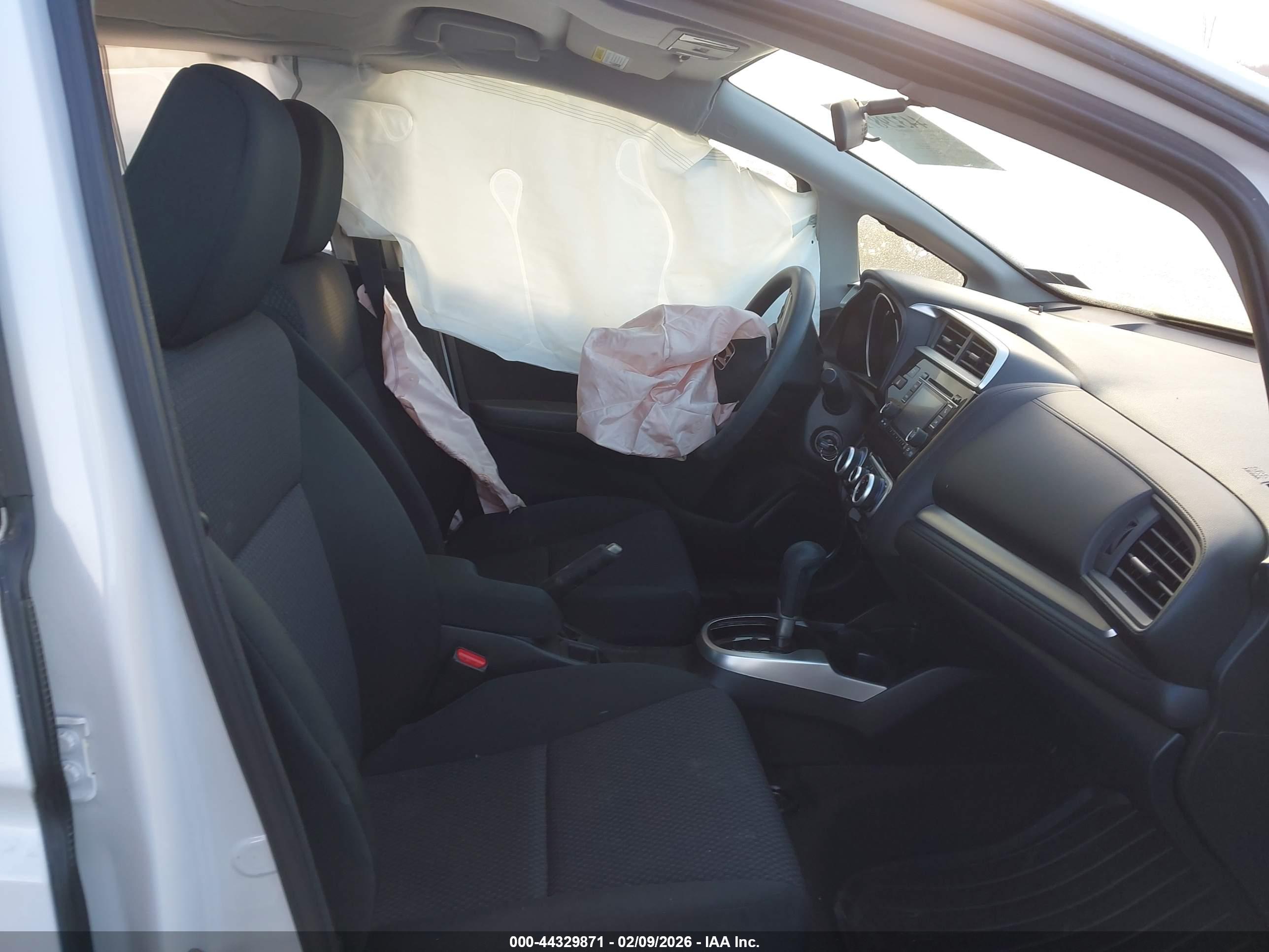 HONDA FIT image 5
