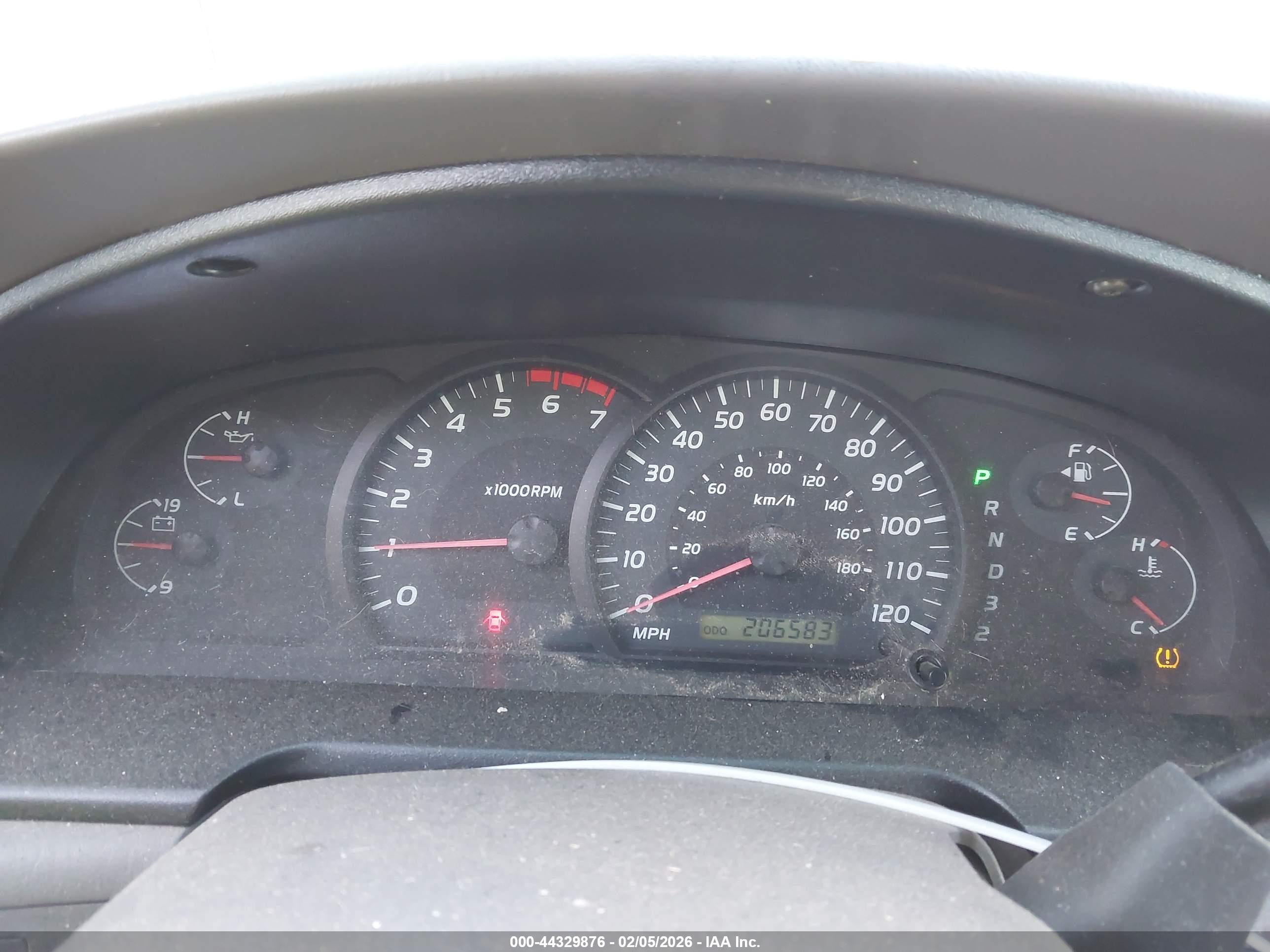TOYOTA TUNDRA image 7