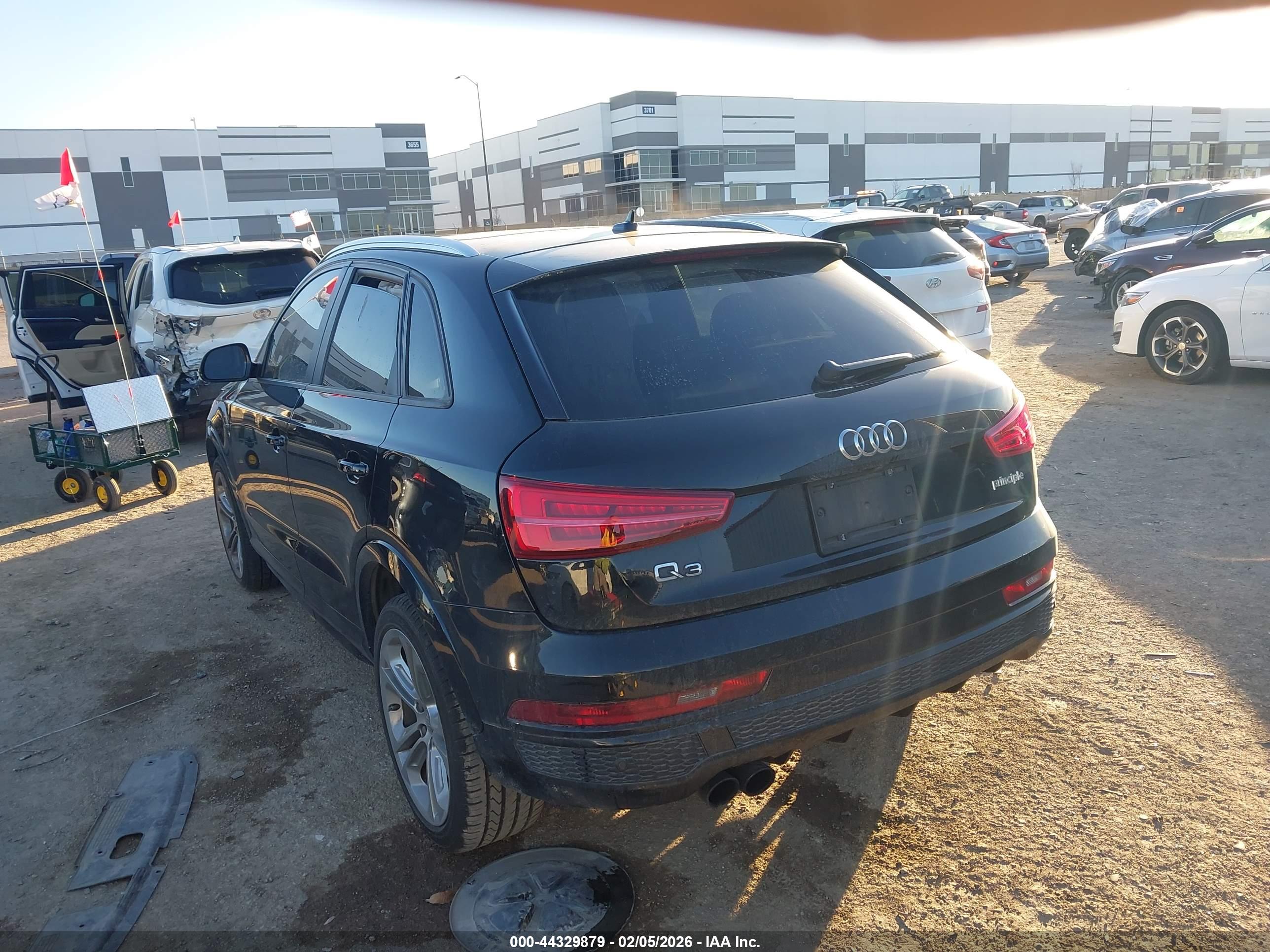AUDI Q3 image 3