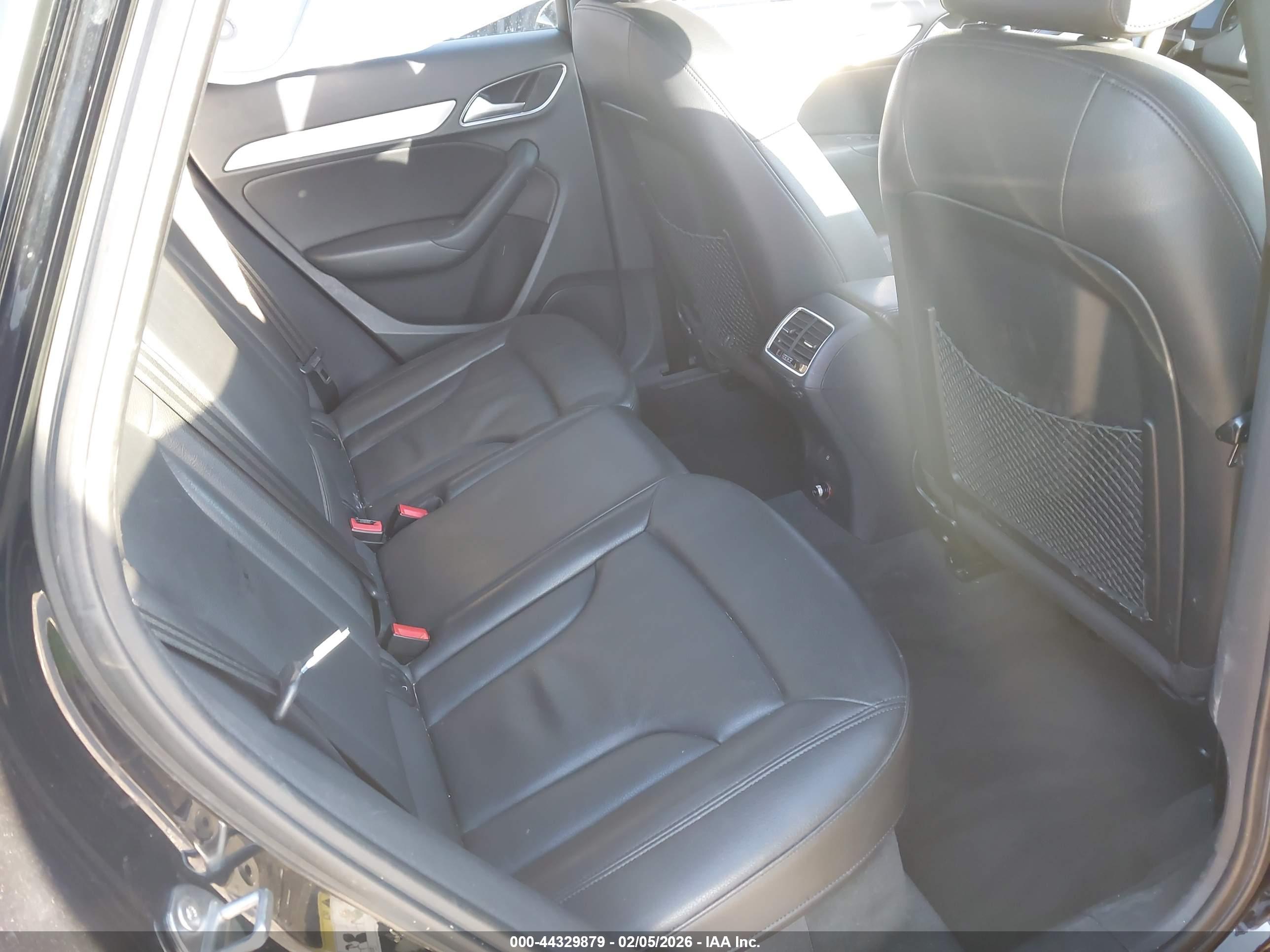 AUDI Q3 image 8