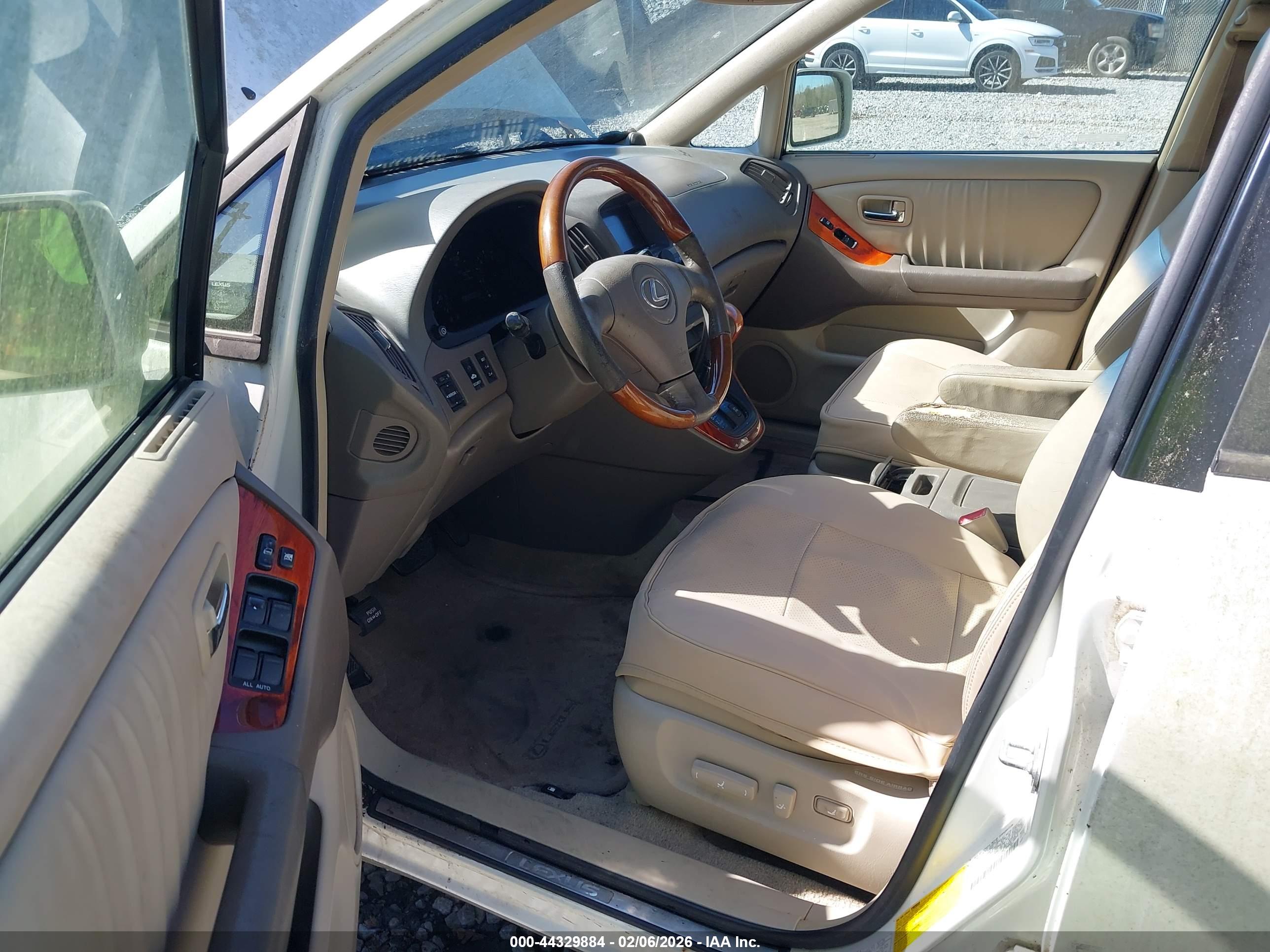 LEXUS RX image 5