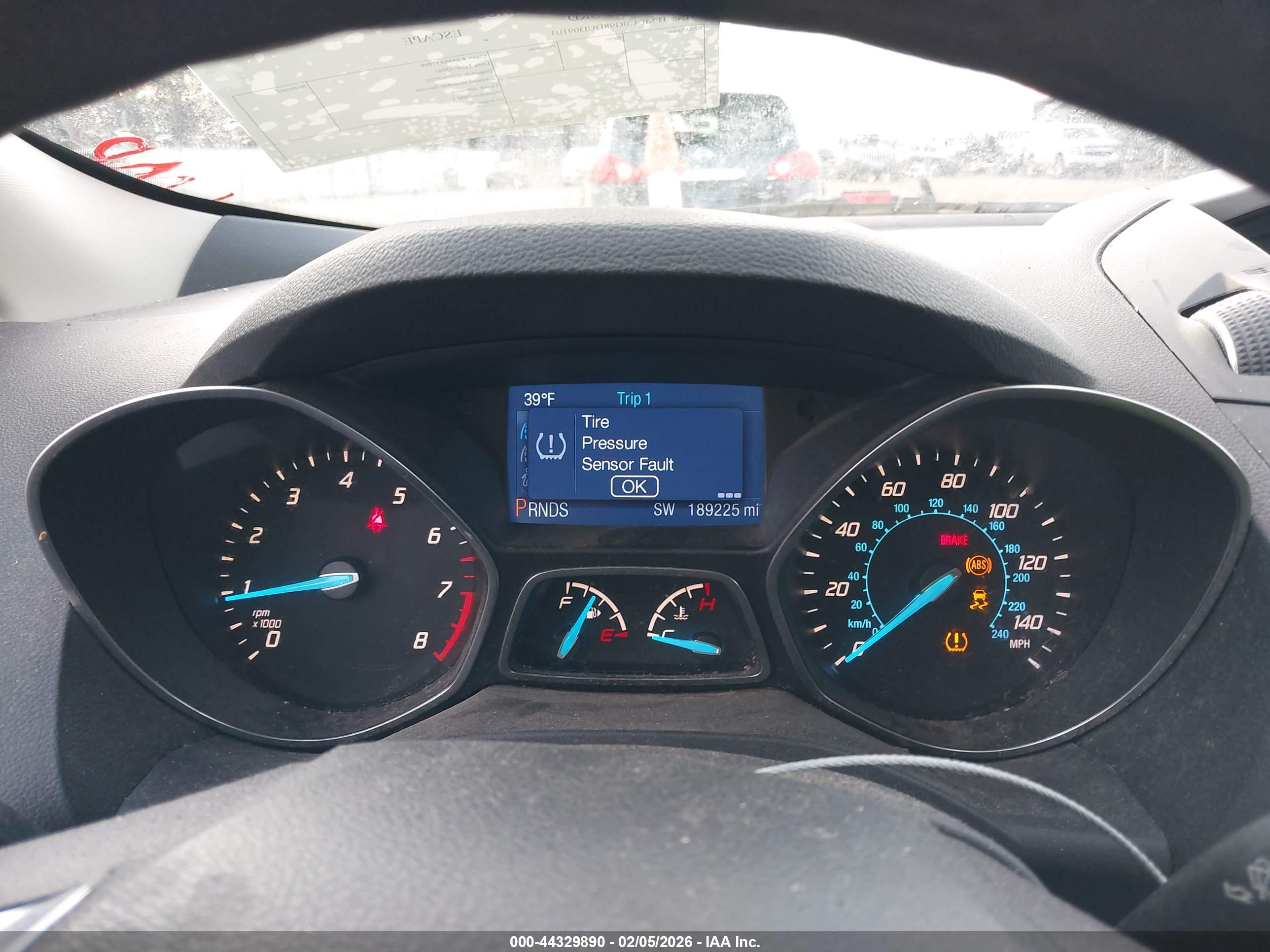 FORD ESCAPE image 7