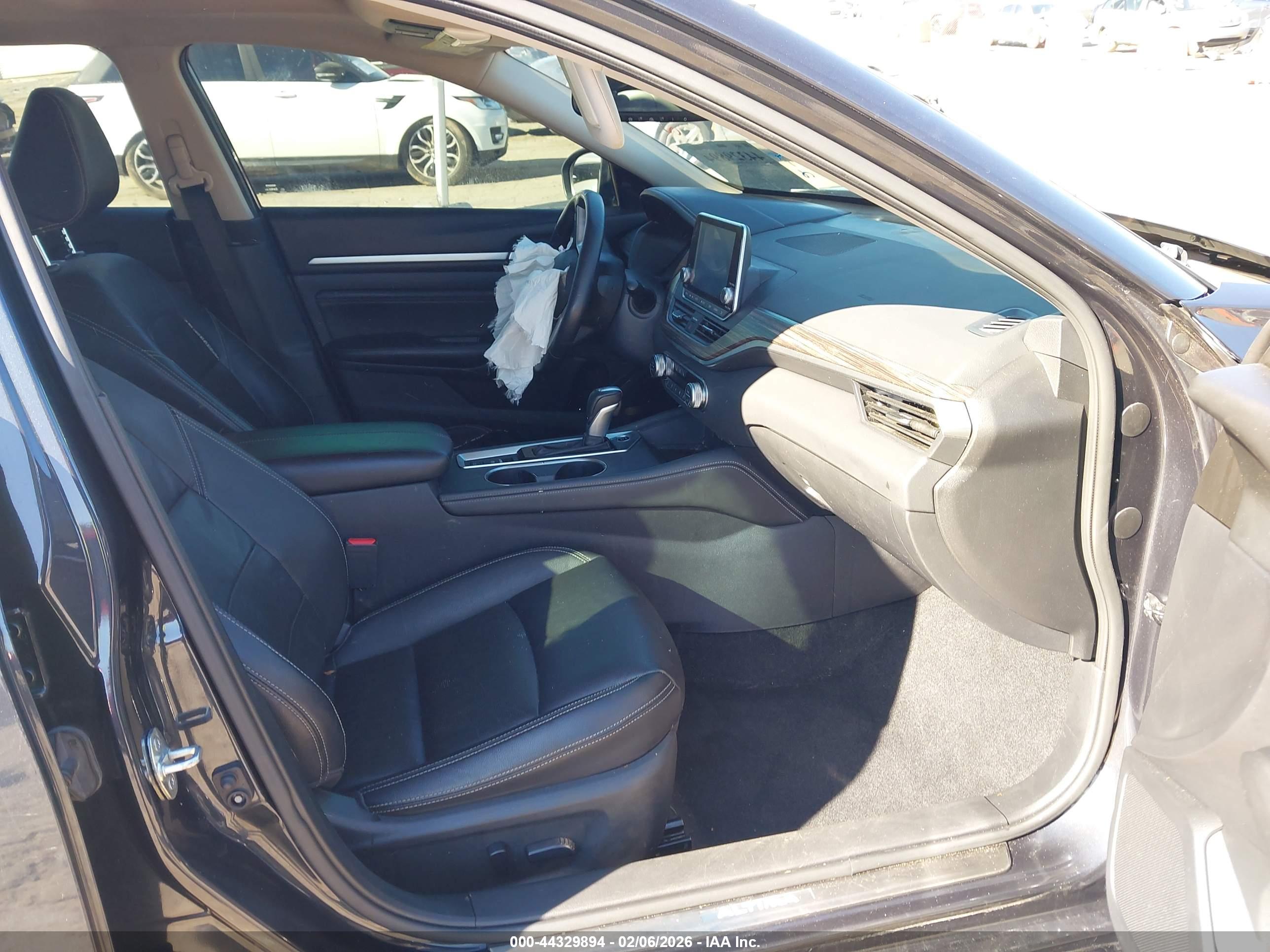 NISSAN ALTIMA image 5
