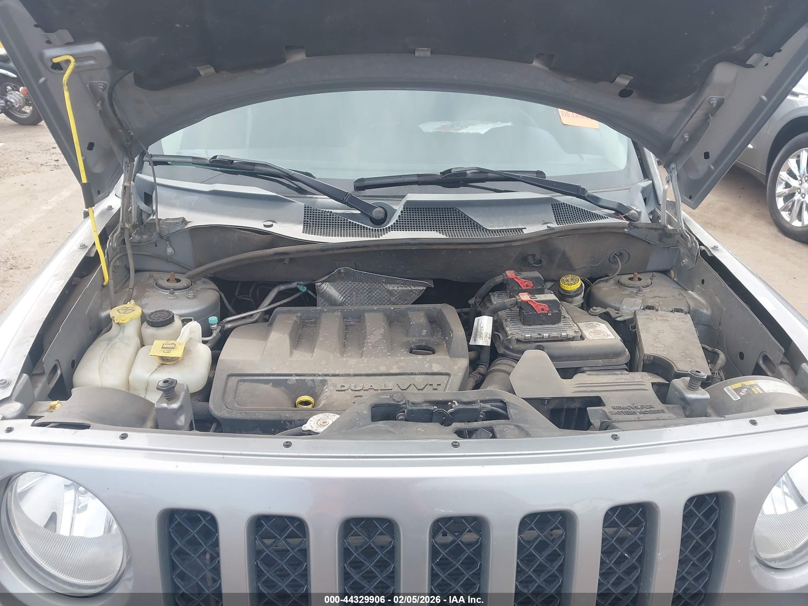 JEEP PATRIOT image 10