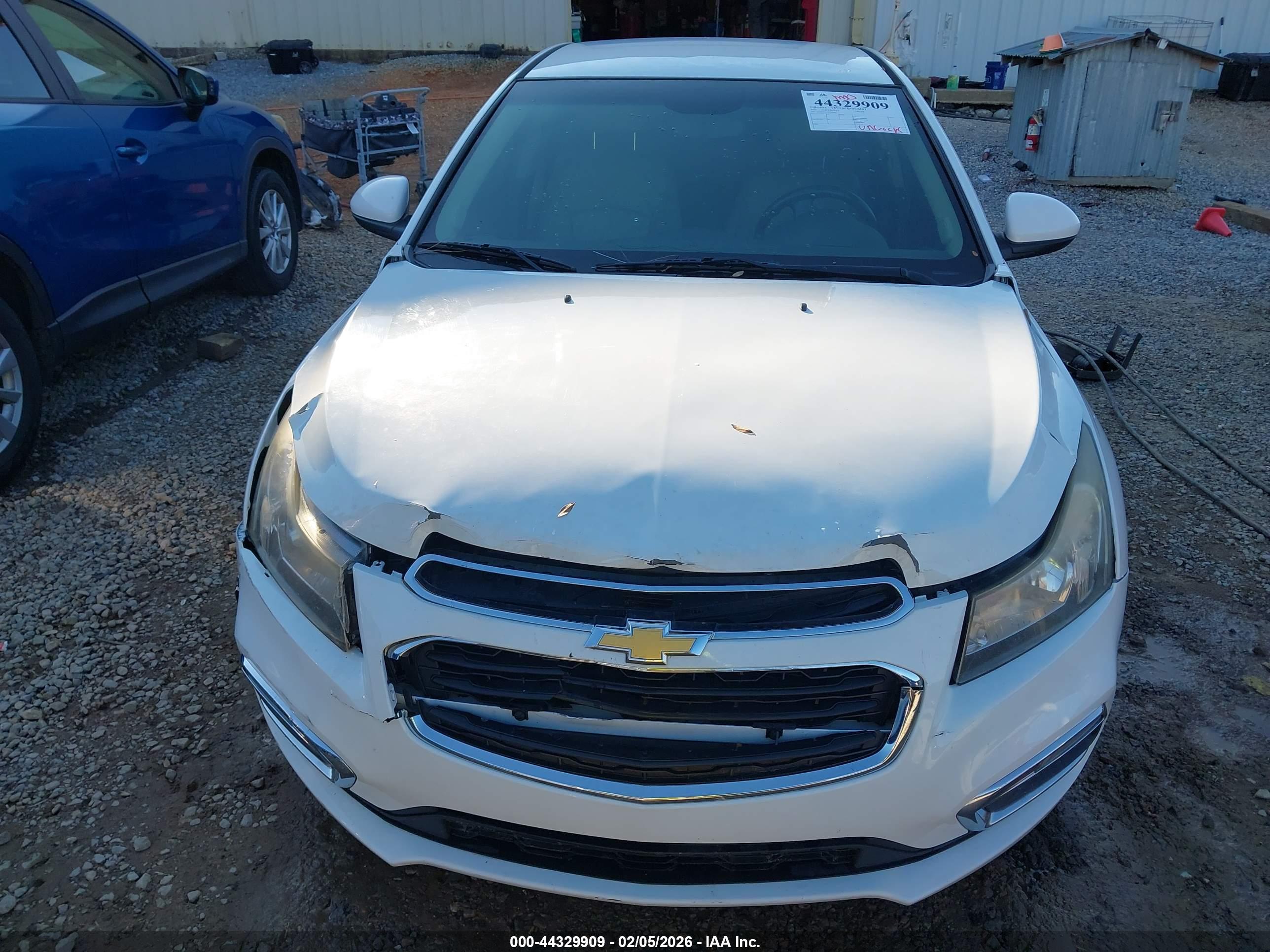 CHEVROLET CRUZE image 6