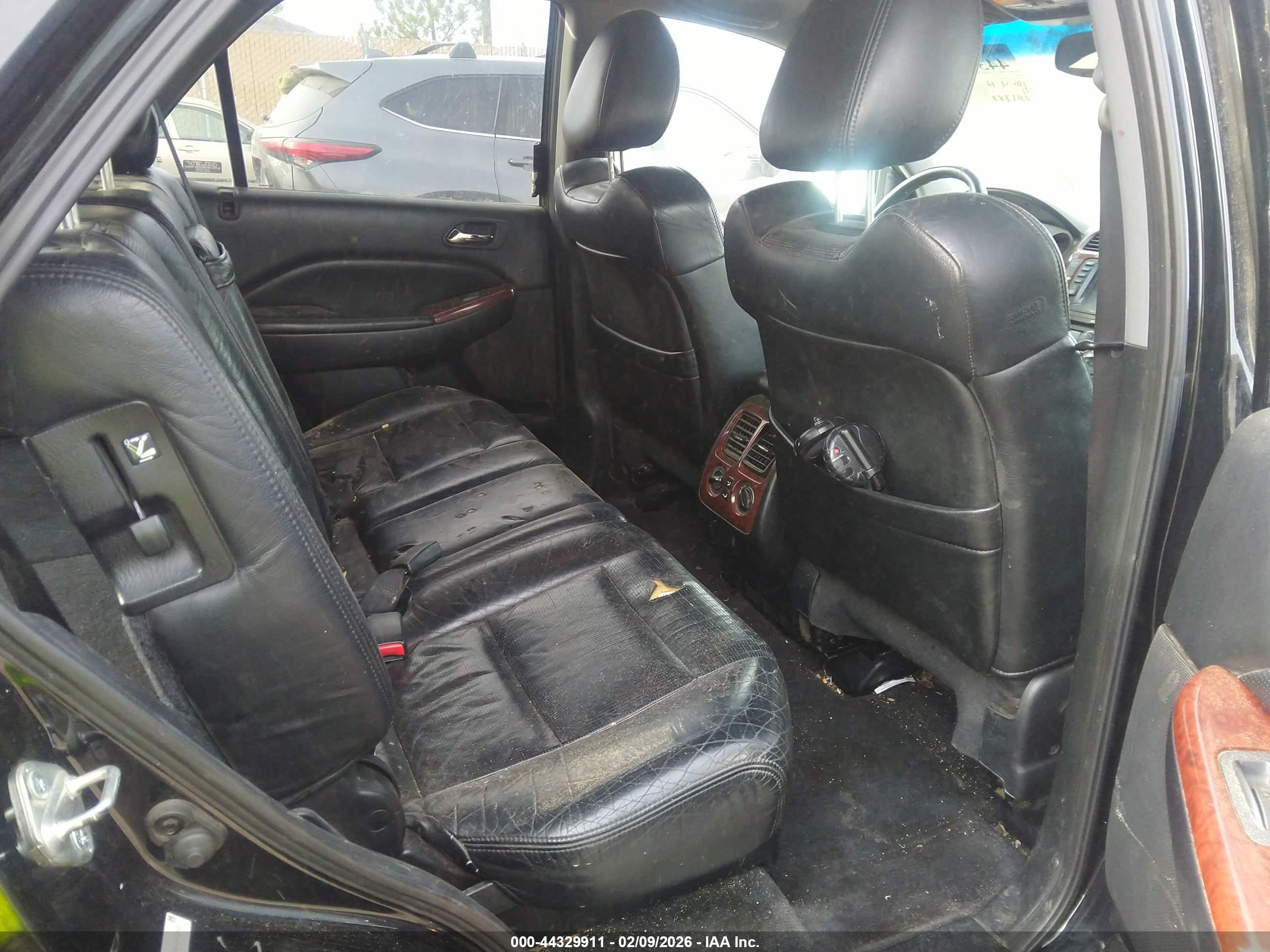 ACURA MDX image 8