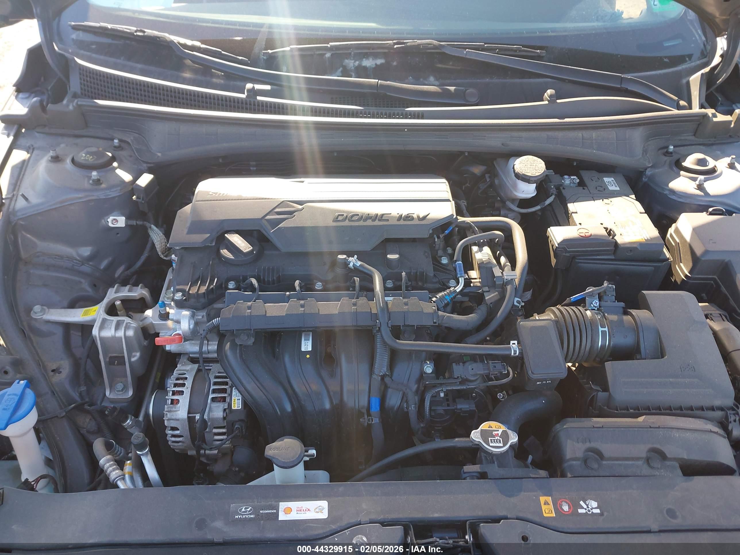 HYUNDAI ELANTRA image 10