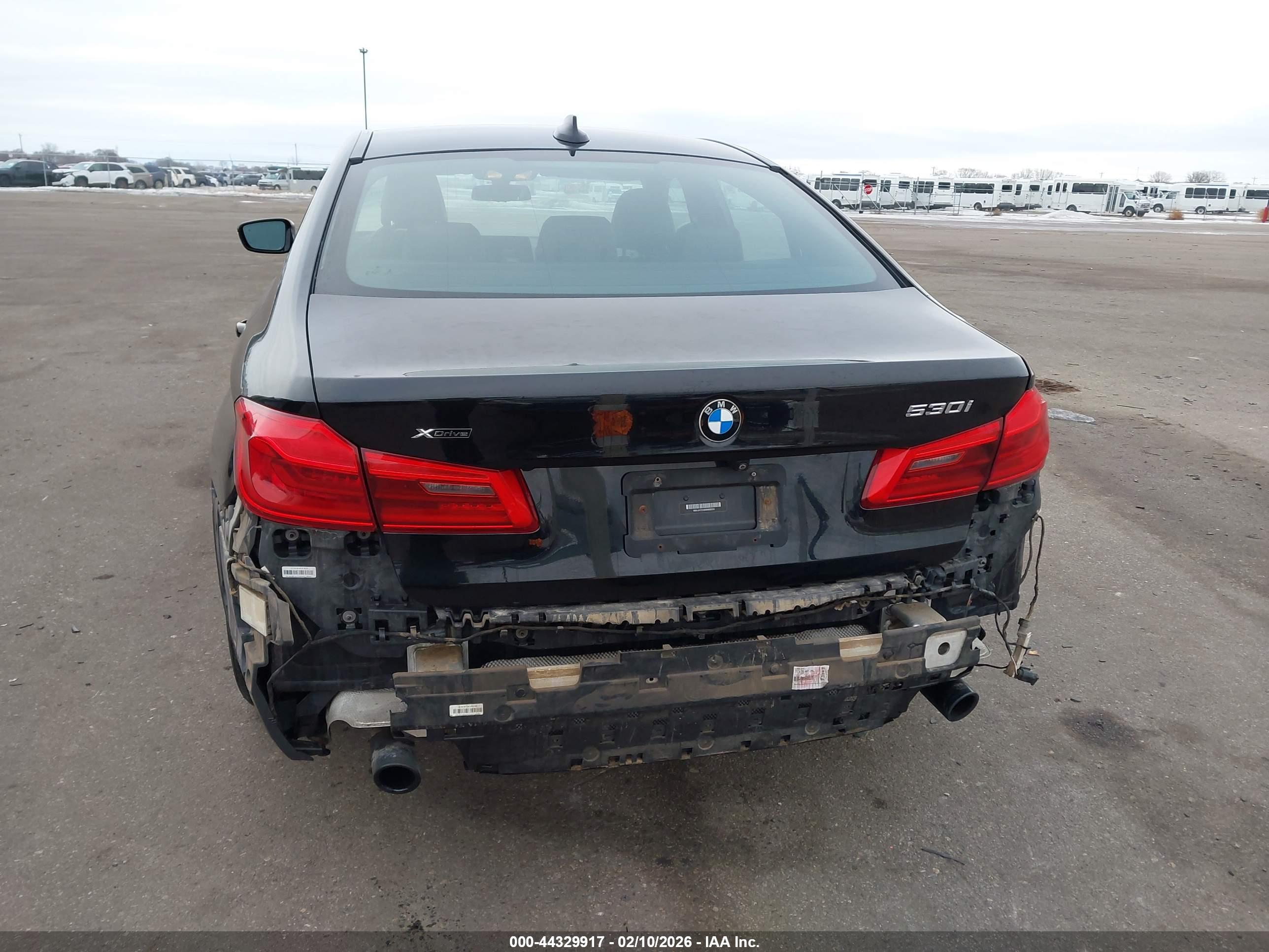 BMW 530I image 6