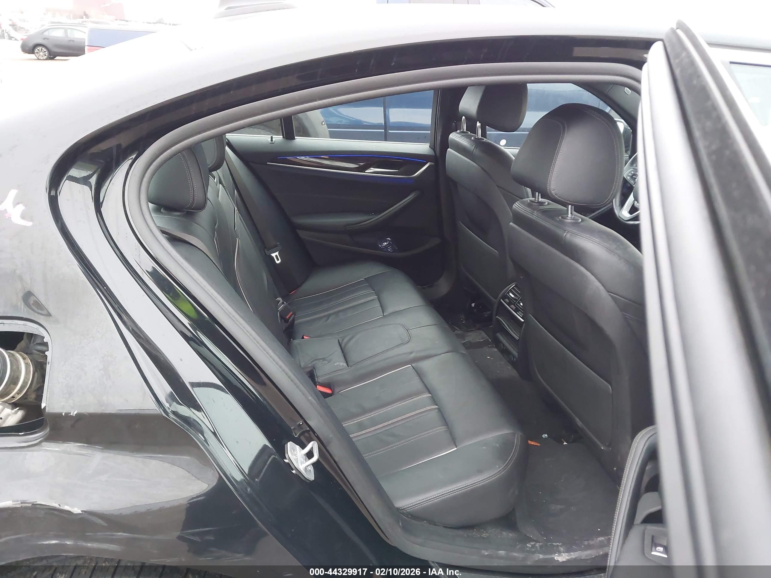BMW 530I image 8