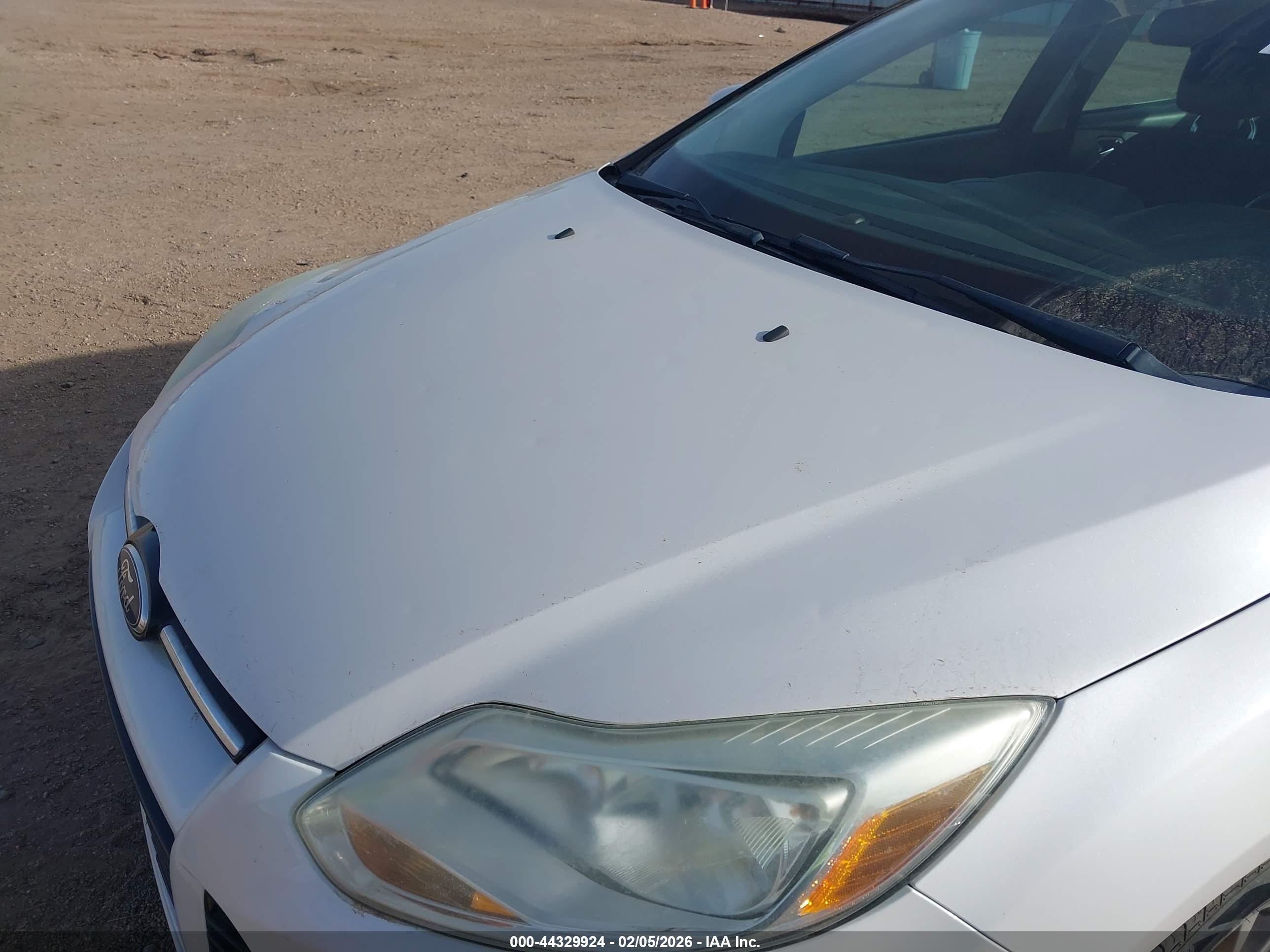FORD FOCUS image 6