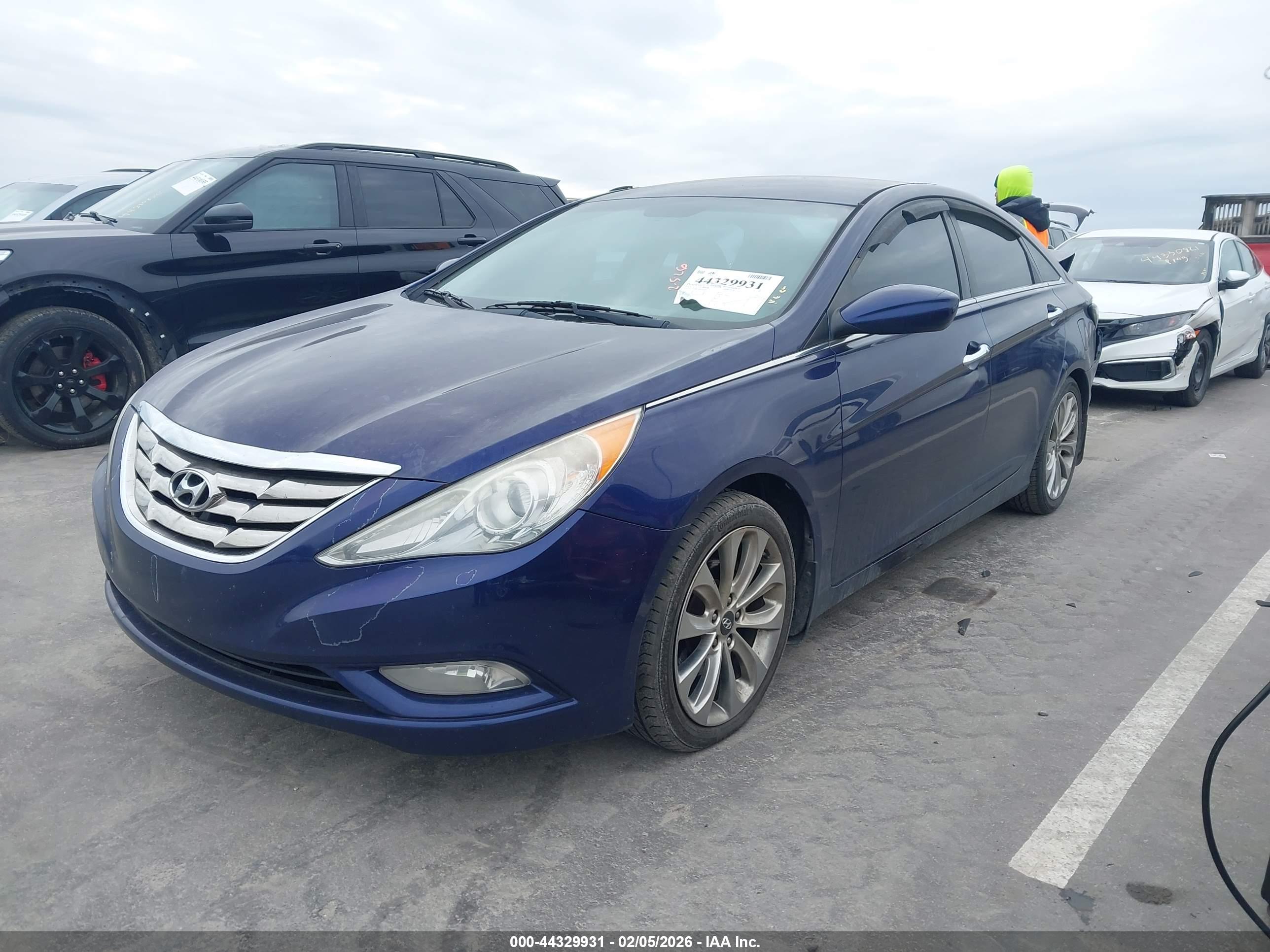 HYUNDAI SONATA image 2
