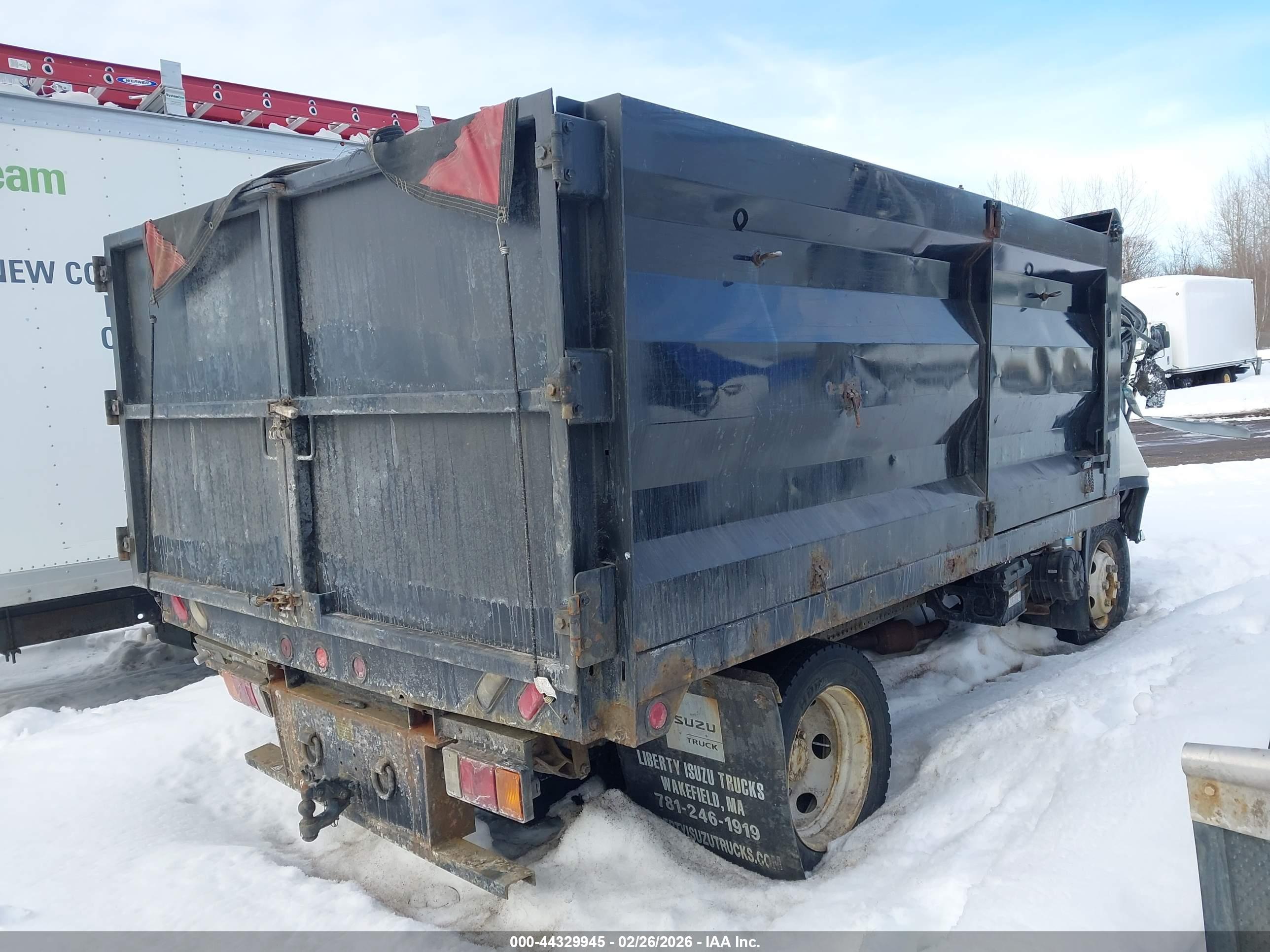 ISUZU NPR image 4