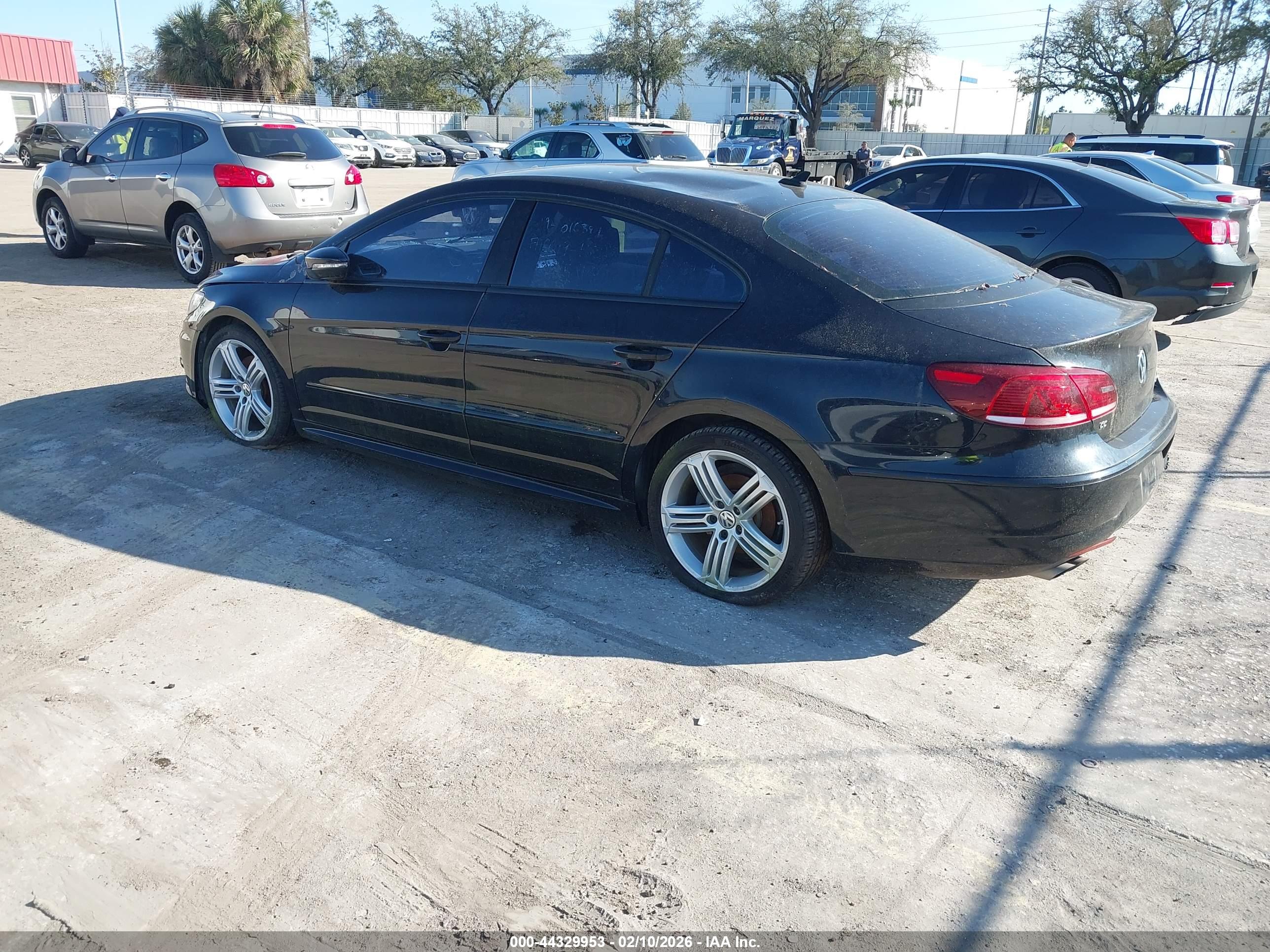 VOLKSWAGEN CC image 3