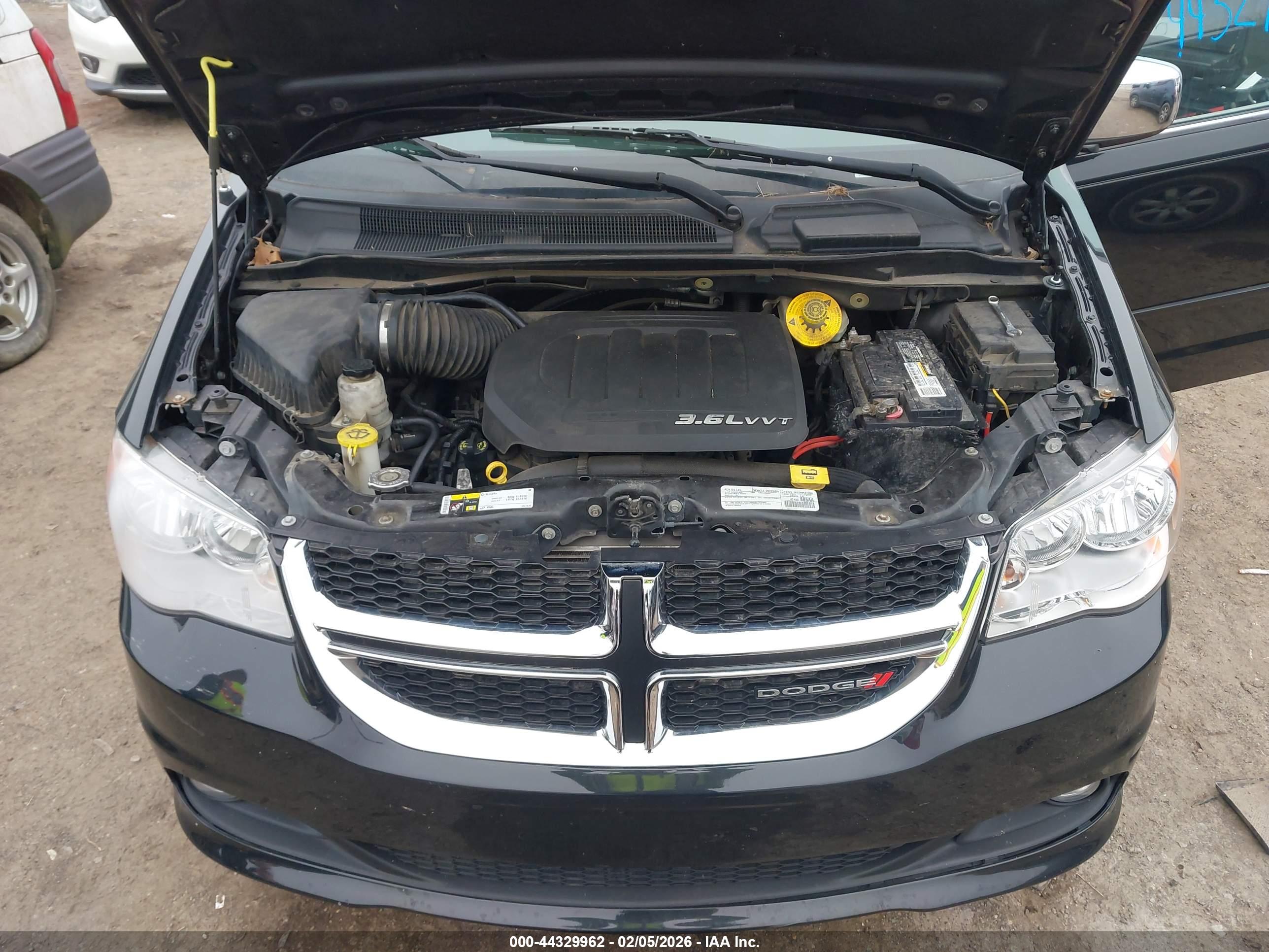 DODGE GRAND image 10