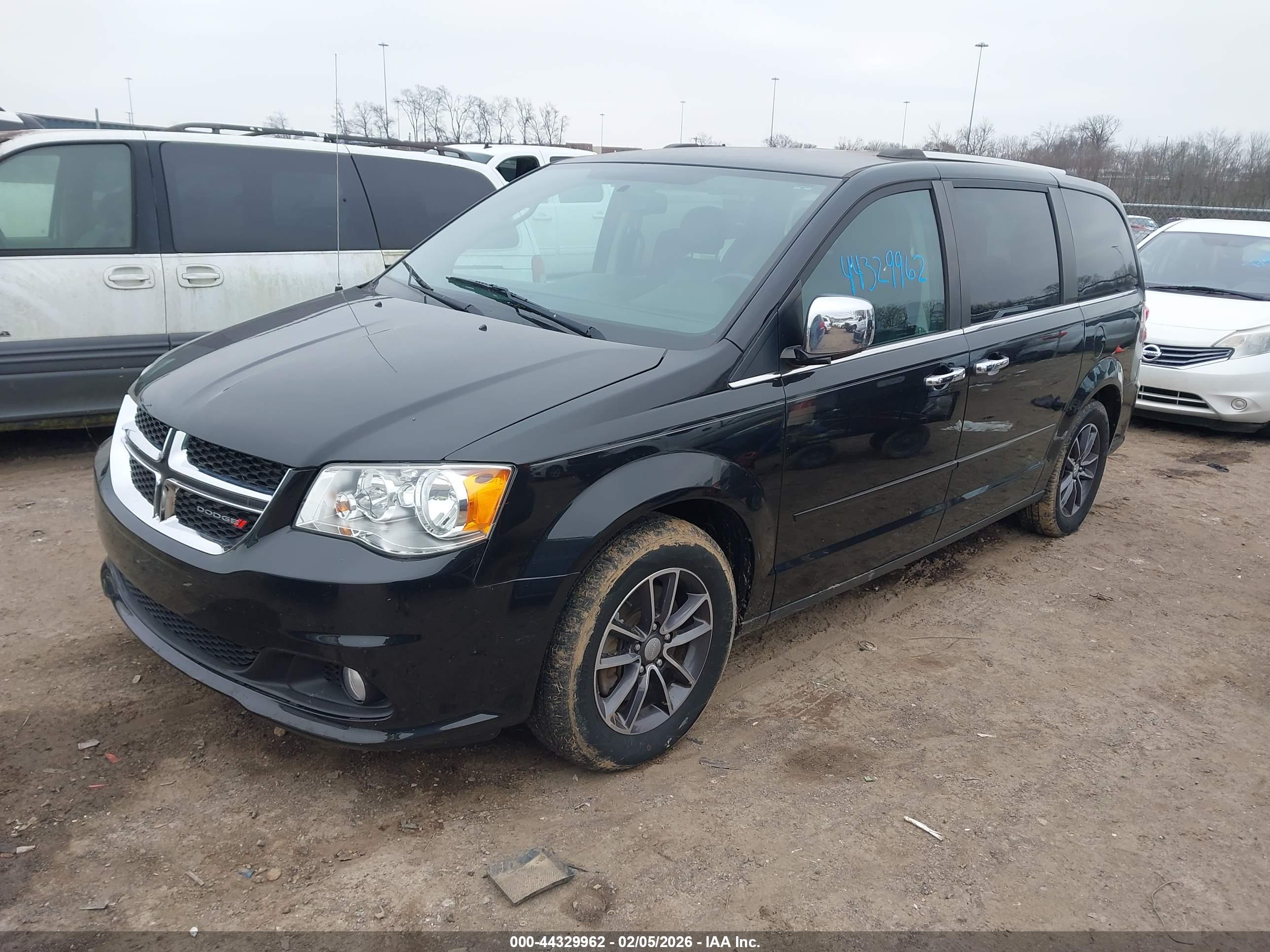 DODGE GRAND image 6